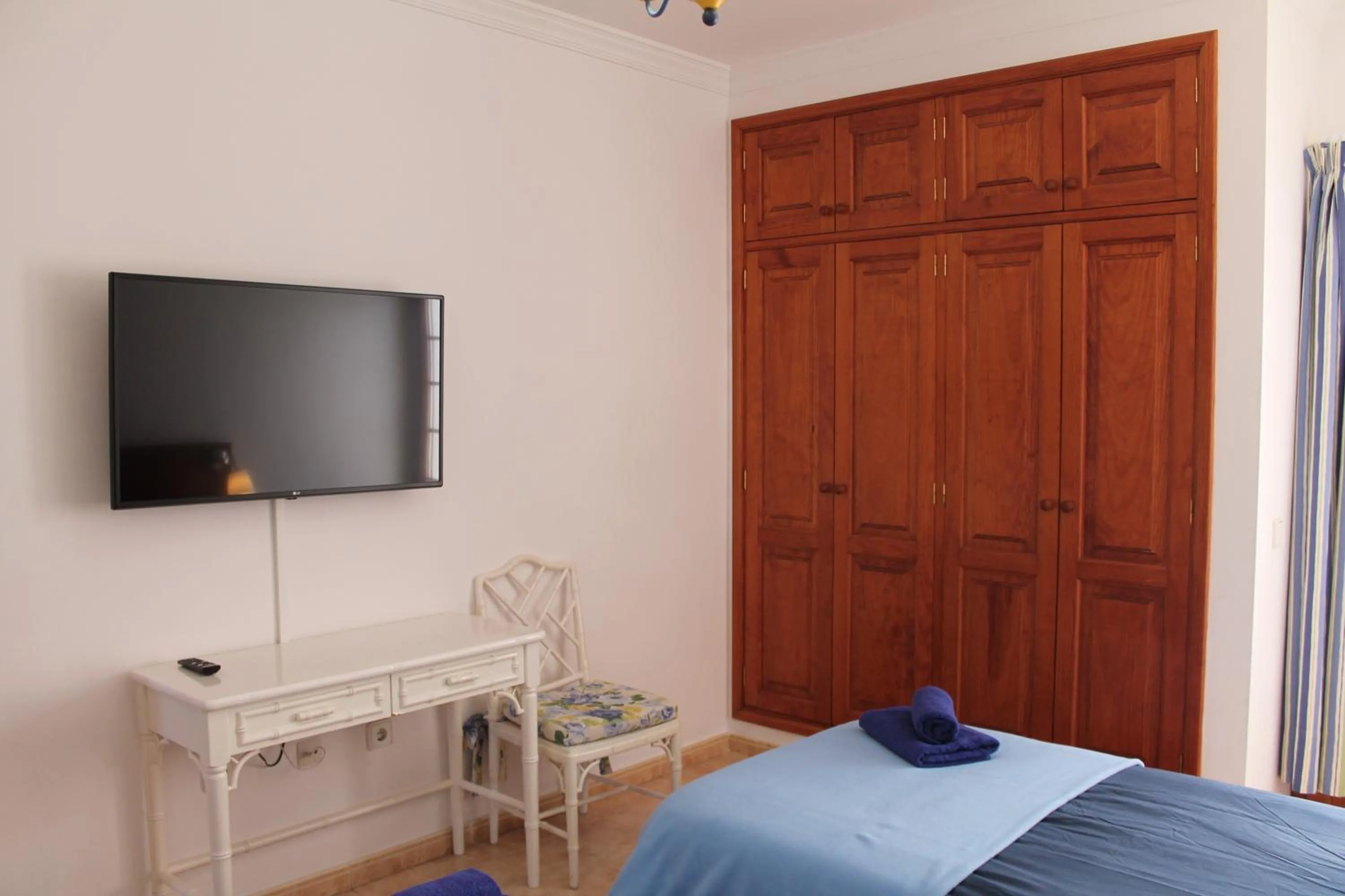 Bed in Villas Vistabella