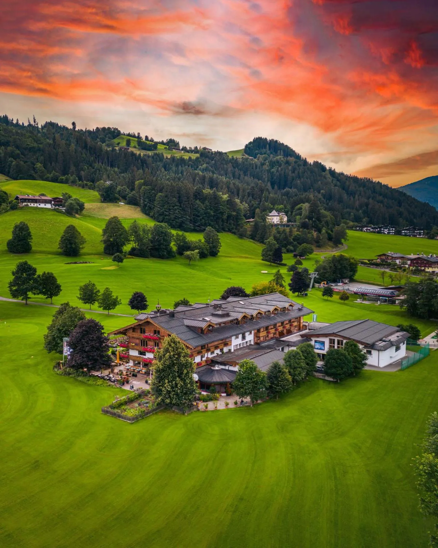 Property building in Rasmushof - Hotel Kitzbühel