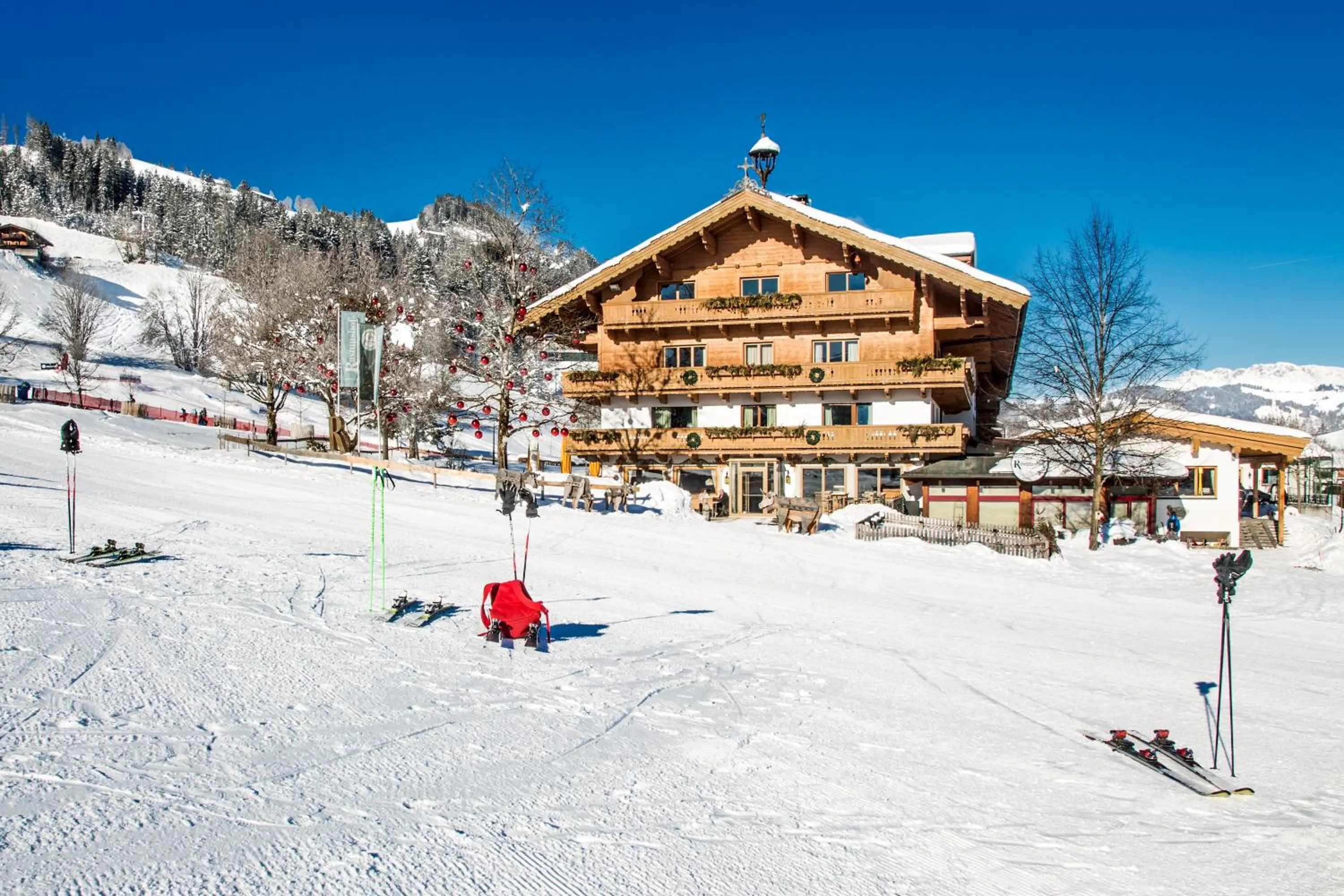 Facade/entrance in Rasmushof - Hotel Kitzbühel