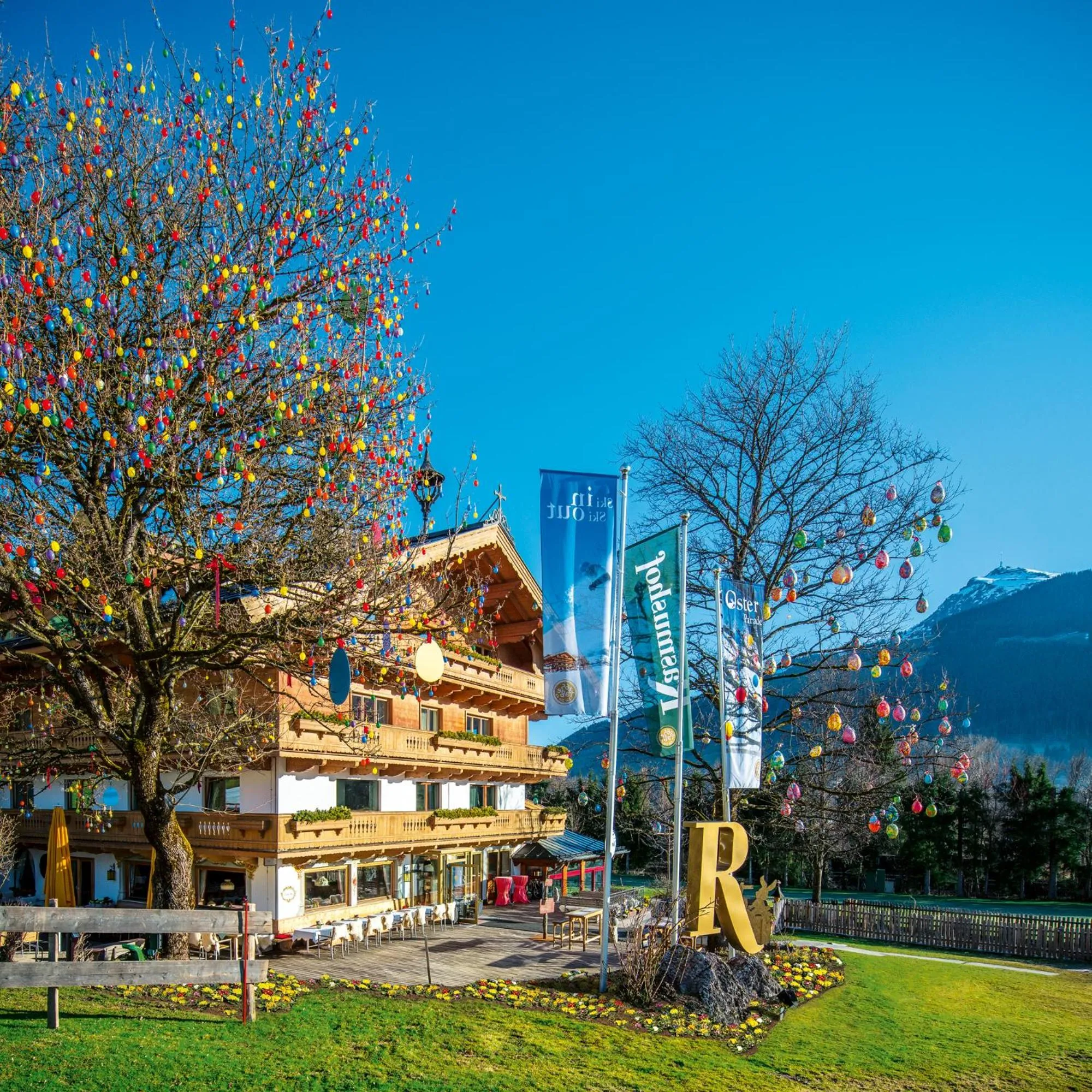 Facade/entrance in Rasmushof - Hotel Kitzbühel
