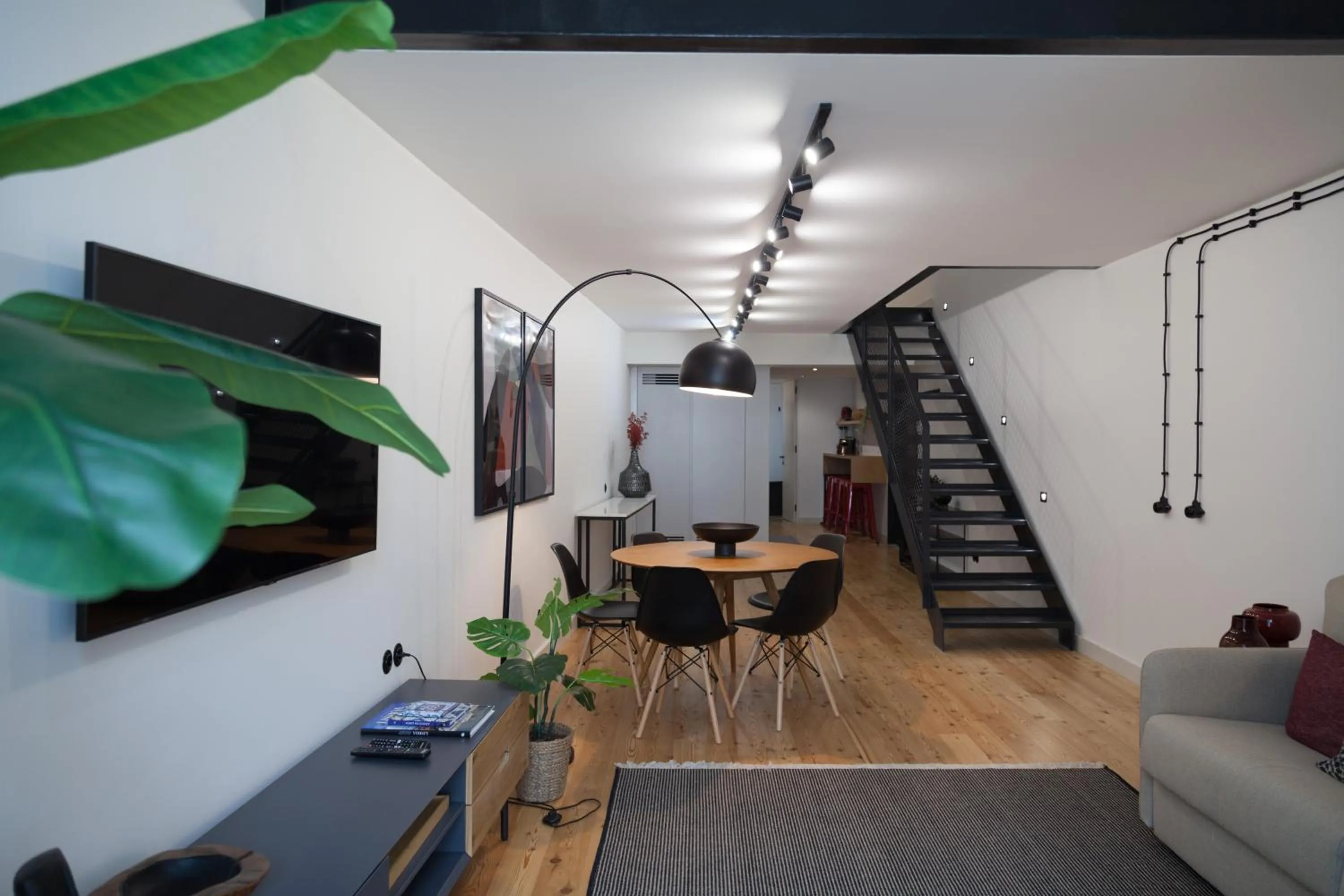 FLH Intendente Industrial Design Duplex