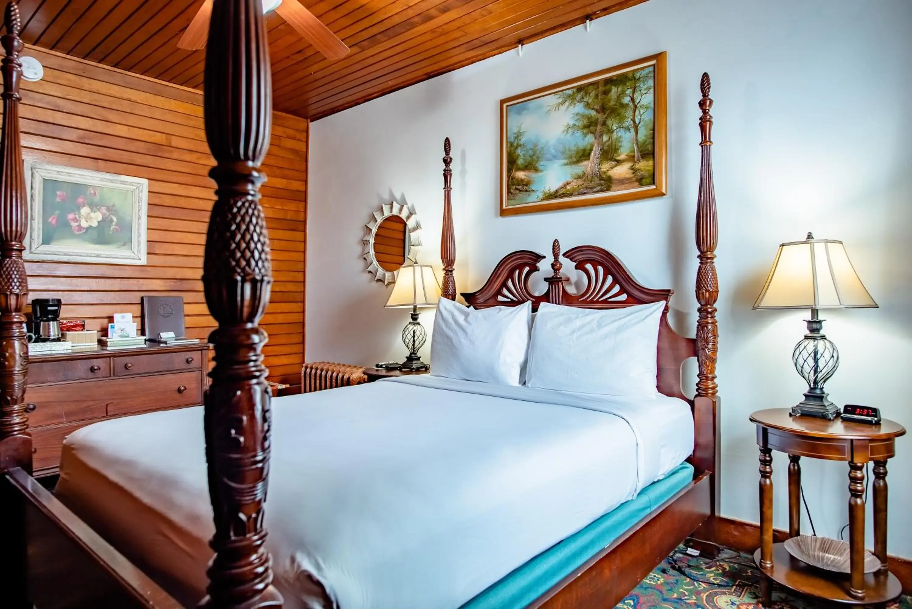 Bed in Gilbert Inn Seaside Bed in Gilbert Inn Seaside