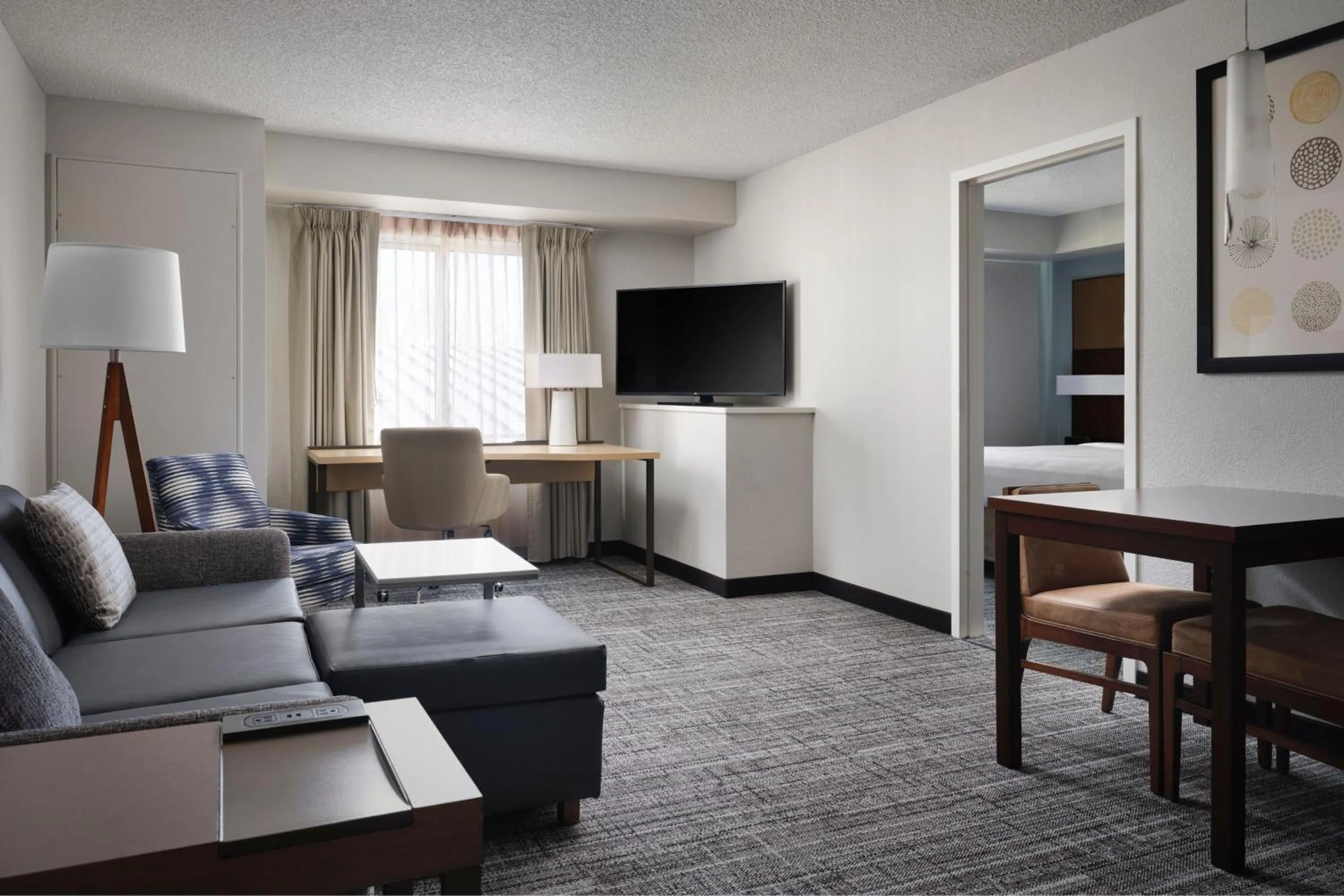 Living room in Residence Inn by Marriott Grand Rapids Airport