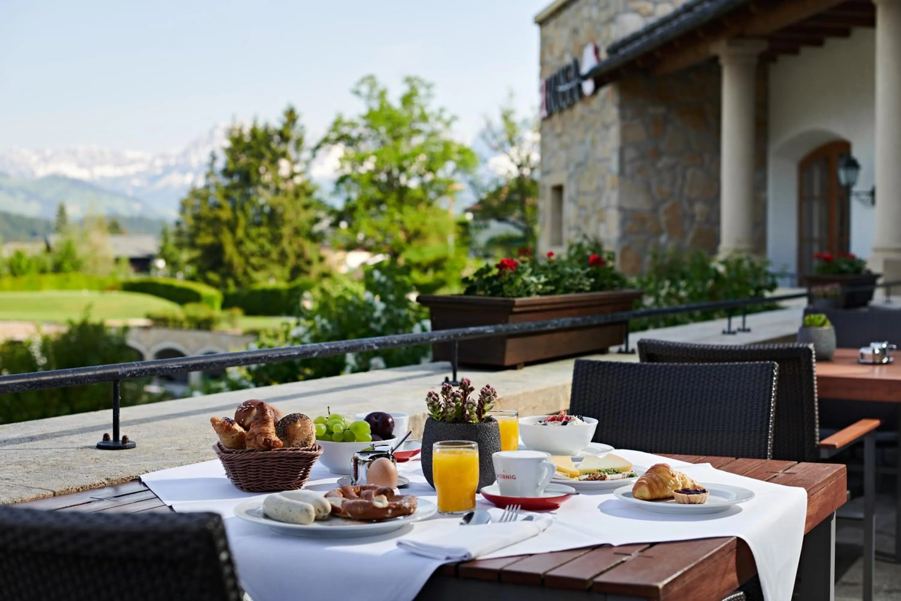 Restaurant/places to eat in Schlosshotel Kitzbühel