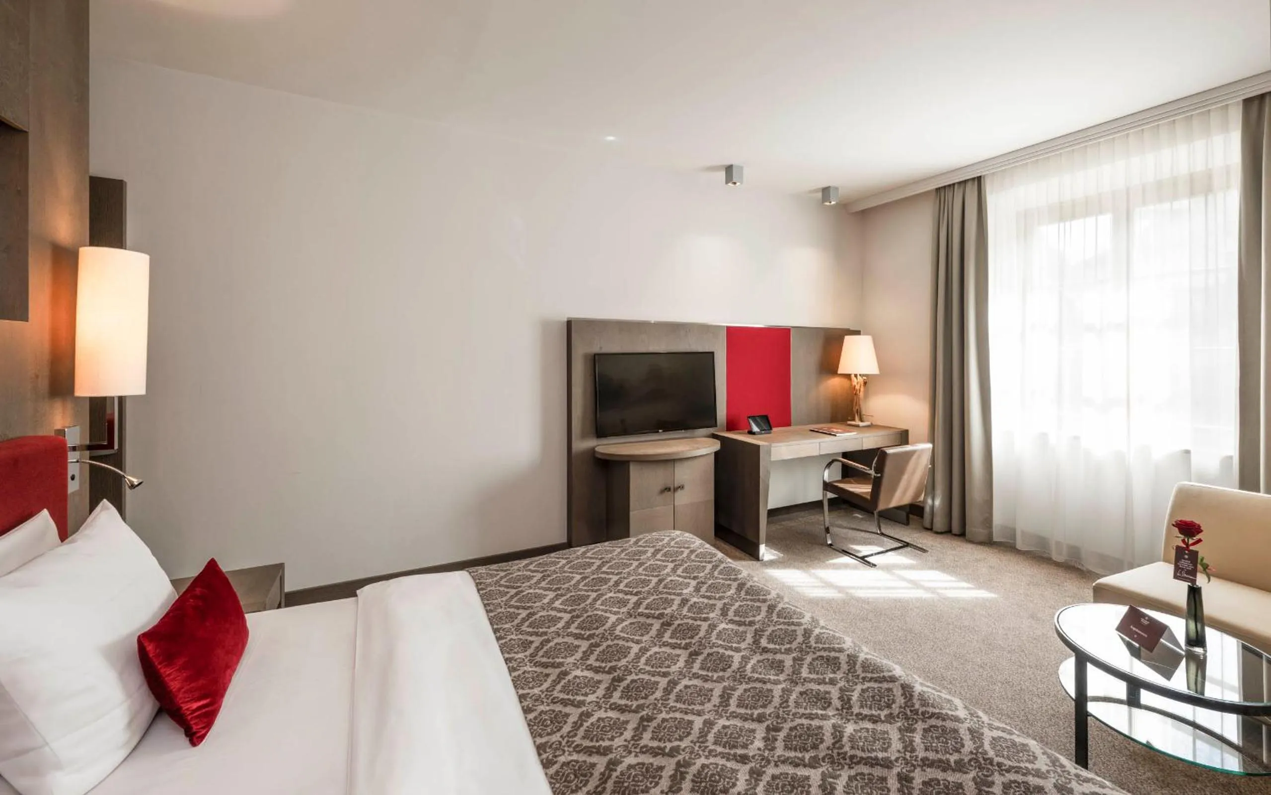 Bed in Schlosshotel Kitzbühel