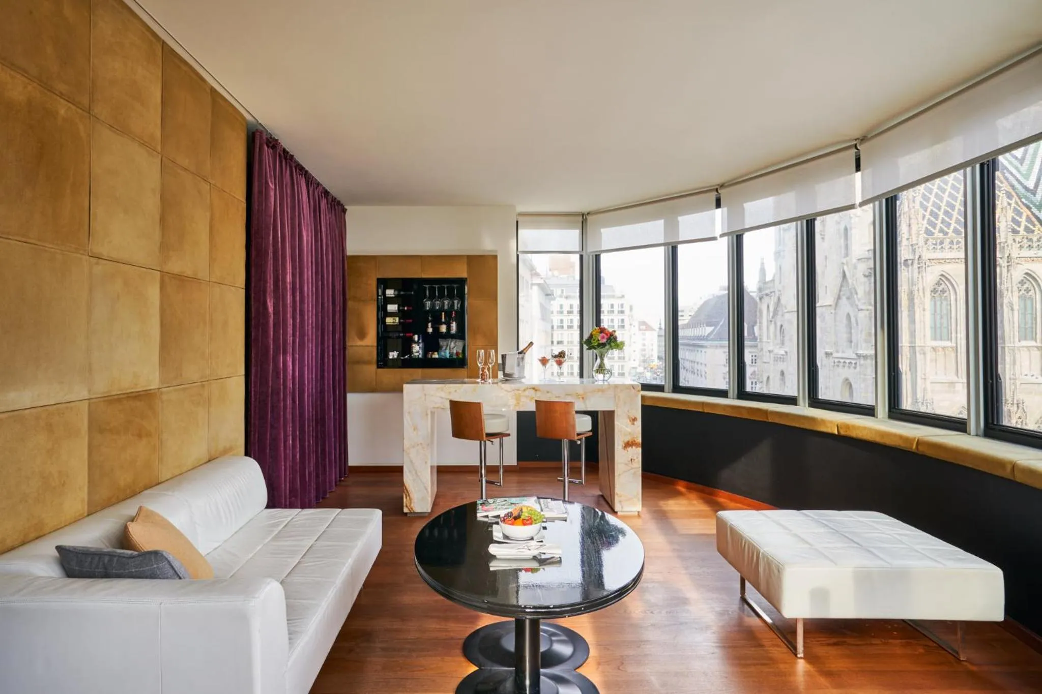 Seating area in DO&CO Hotel Vienna