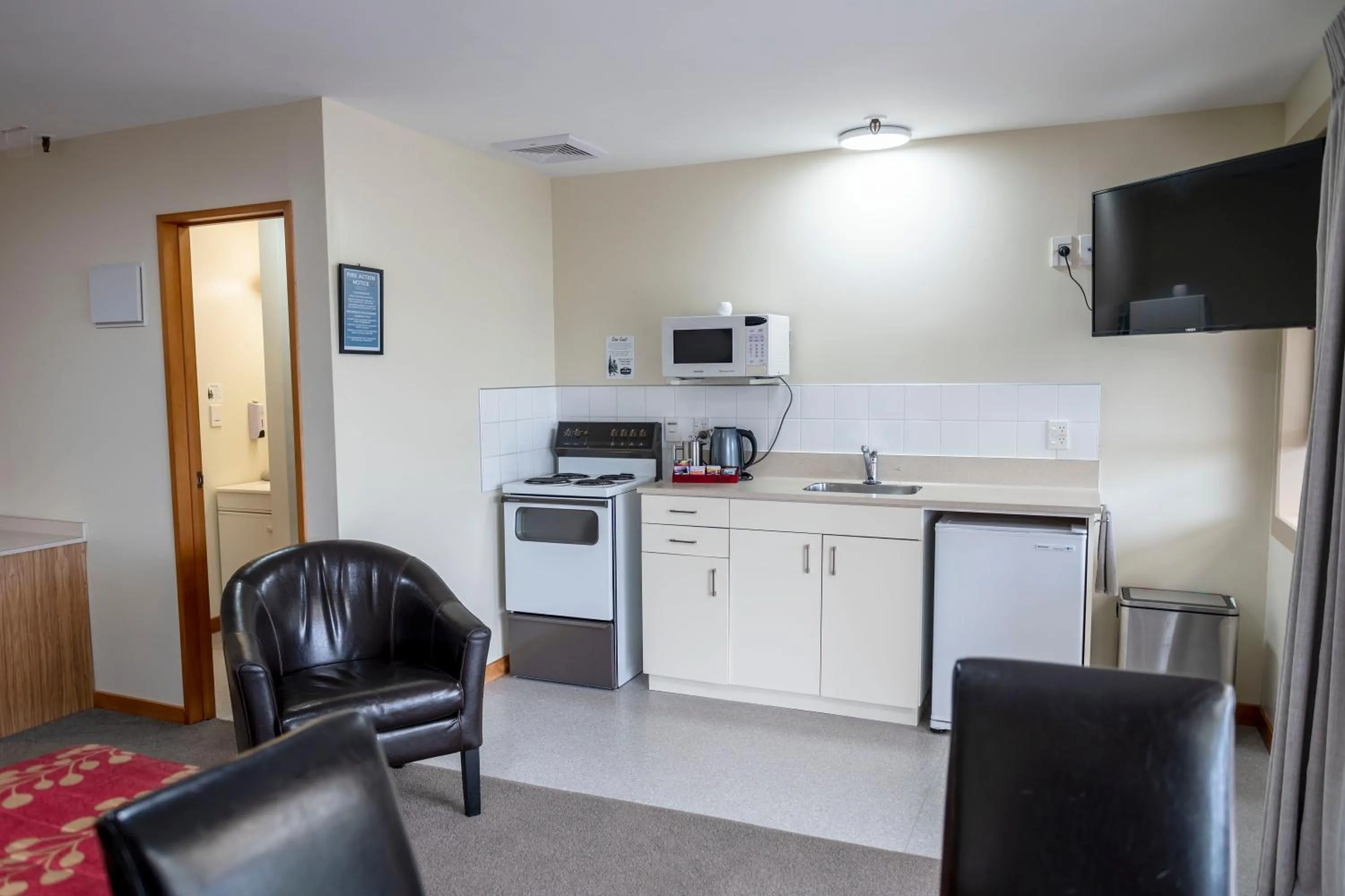 ASURE Aspiring Court Motel