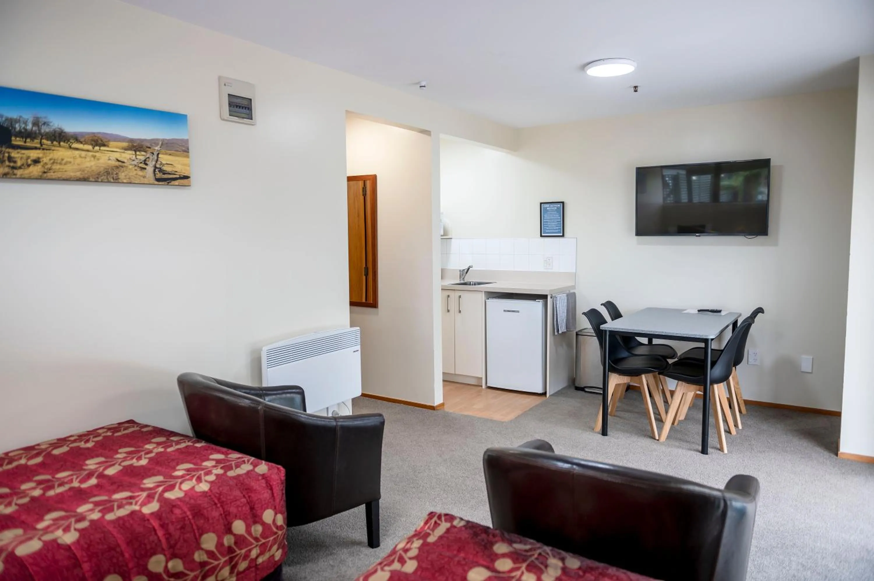 ASURE Aspiring Court Motel