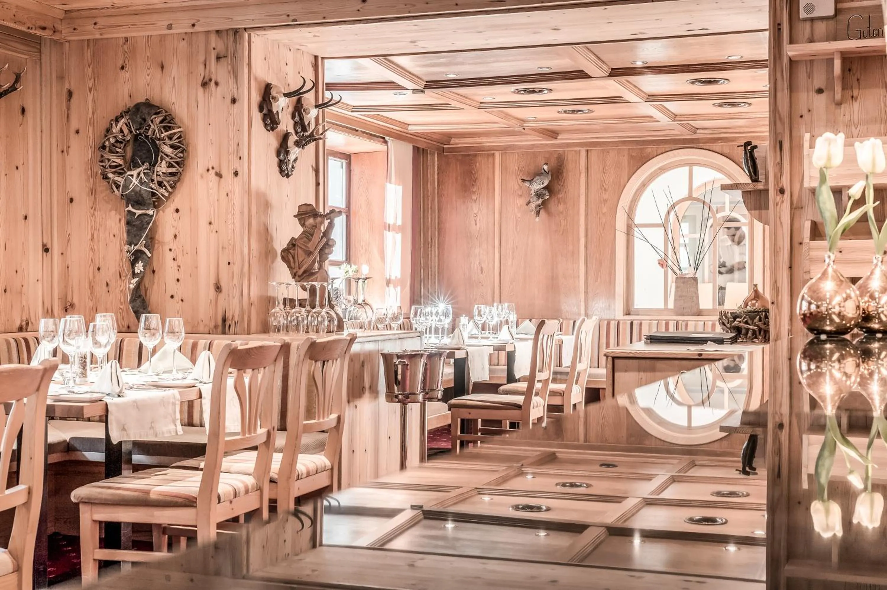 Restaurant/places to eat in Josl Mountain Lounging Hotel - Adults only!