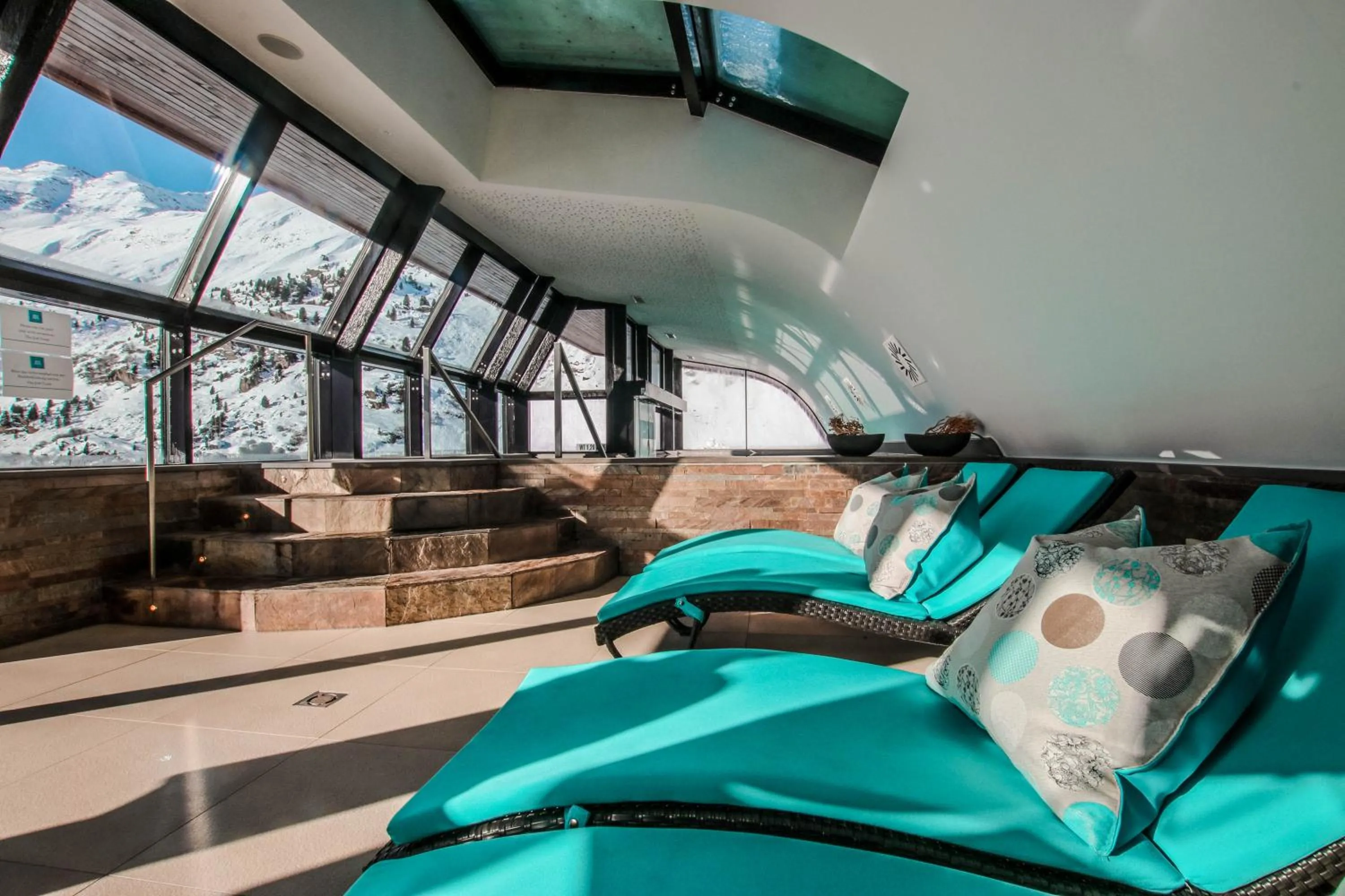 Public Bath in Josl Mountain Lounging Hotel - Adults only!