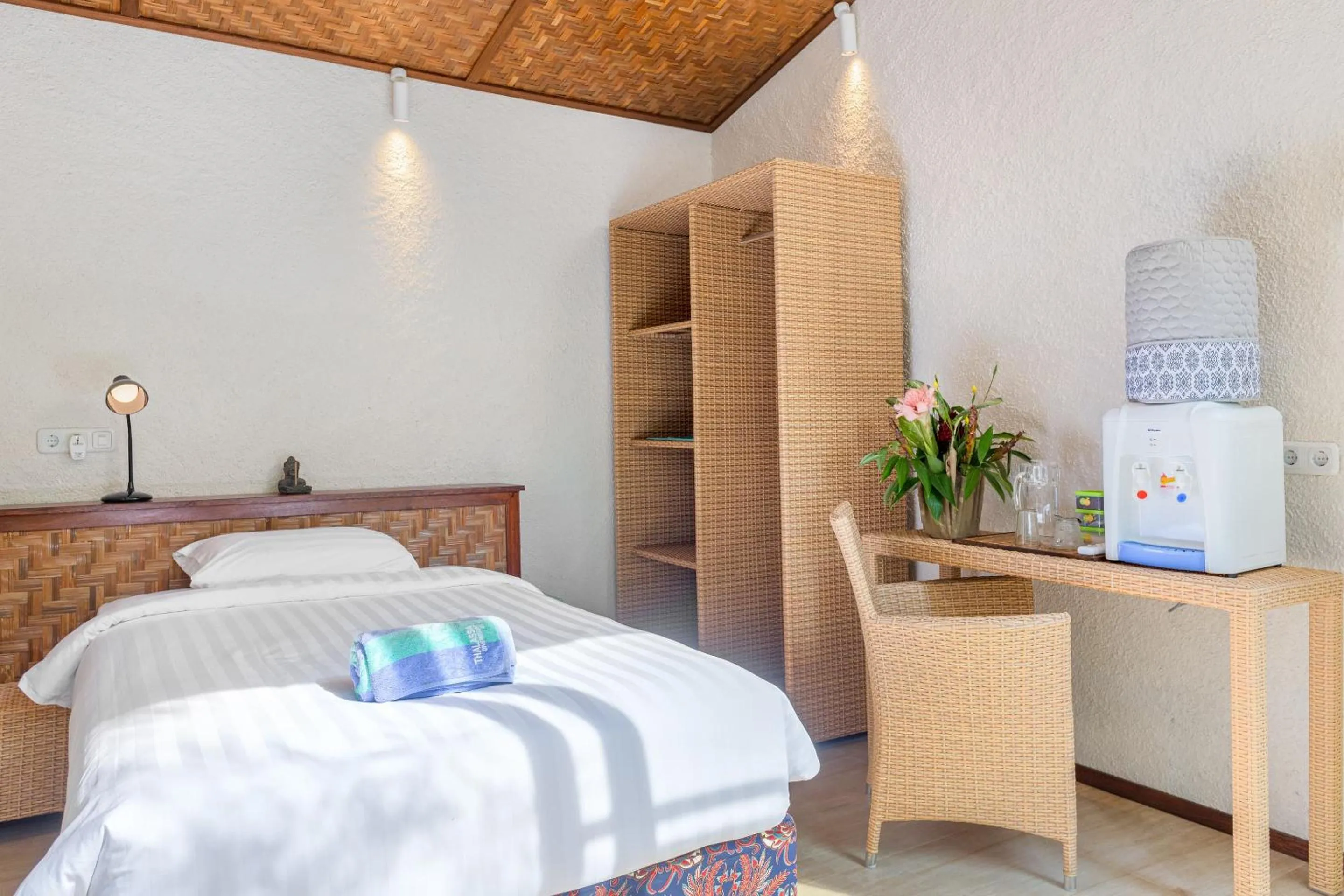 Bed in Thalassa Dive & Wellbeing Resort Manado
