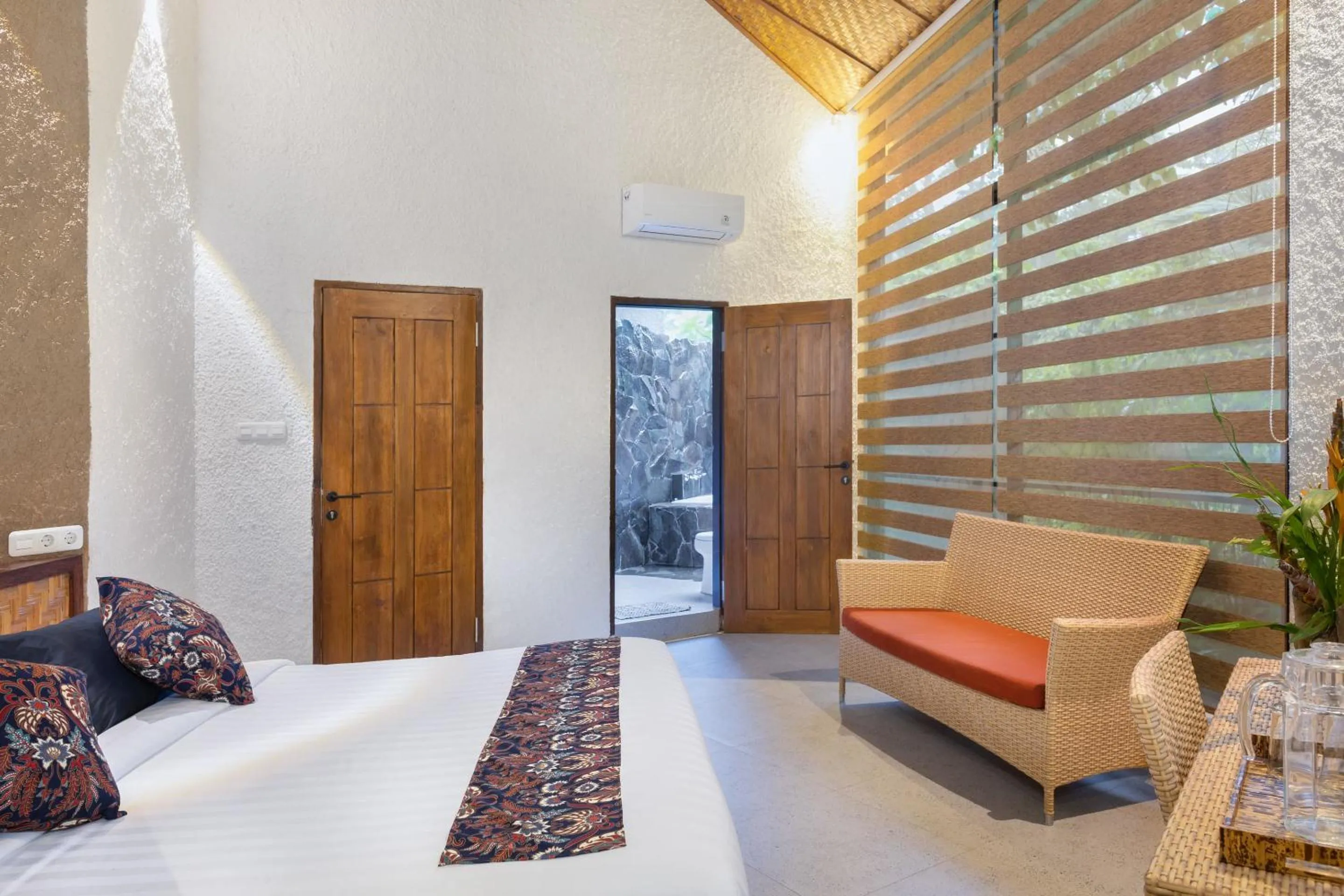 Bed in Thalassa Dive & Wellbeing Resort Manado