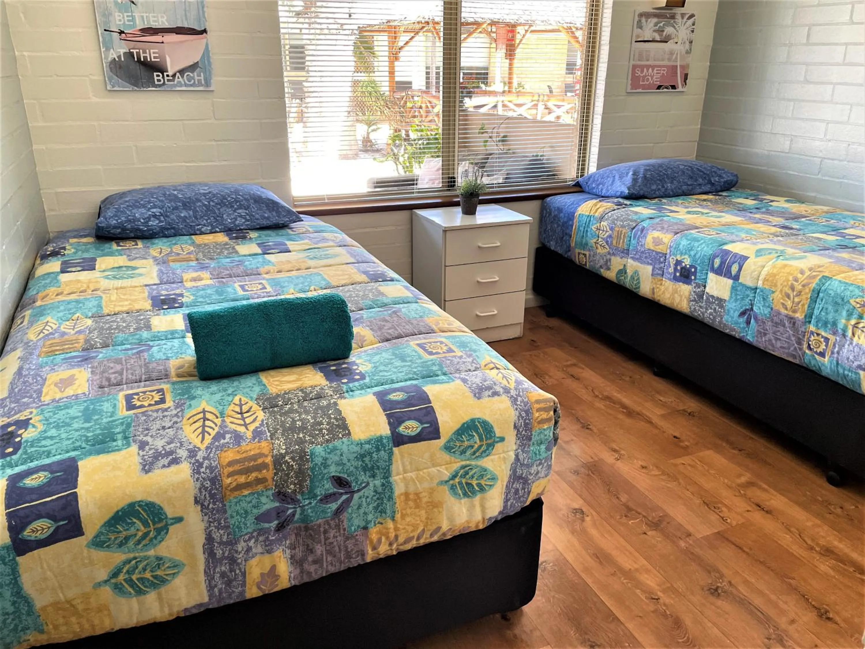 Photo of the whole room, Bed in Shark Bay Seafront Apartments