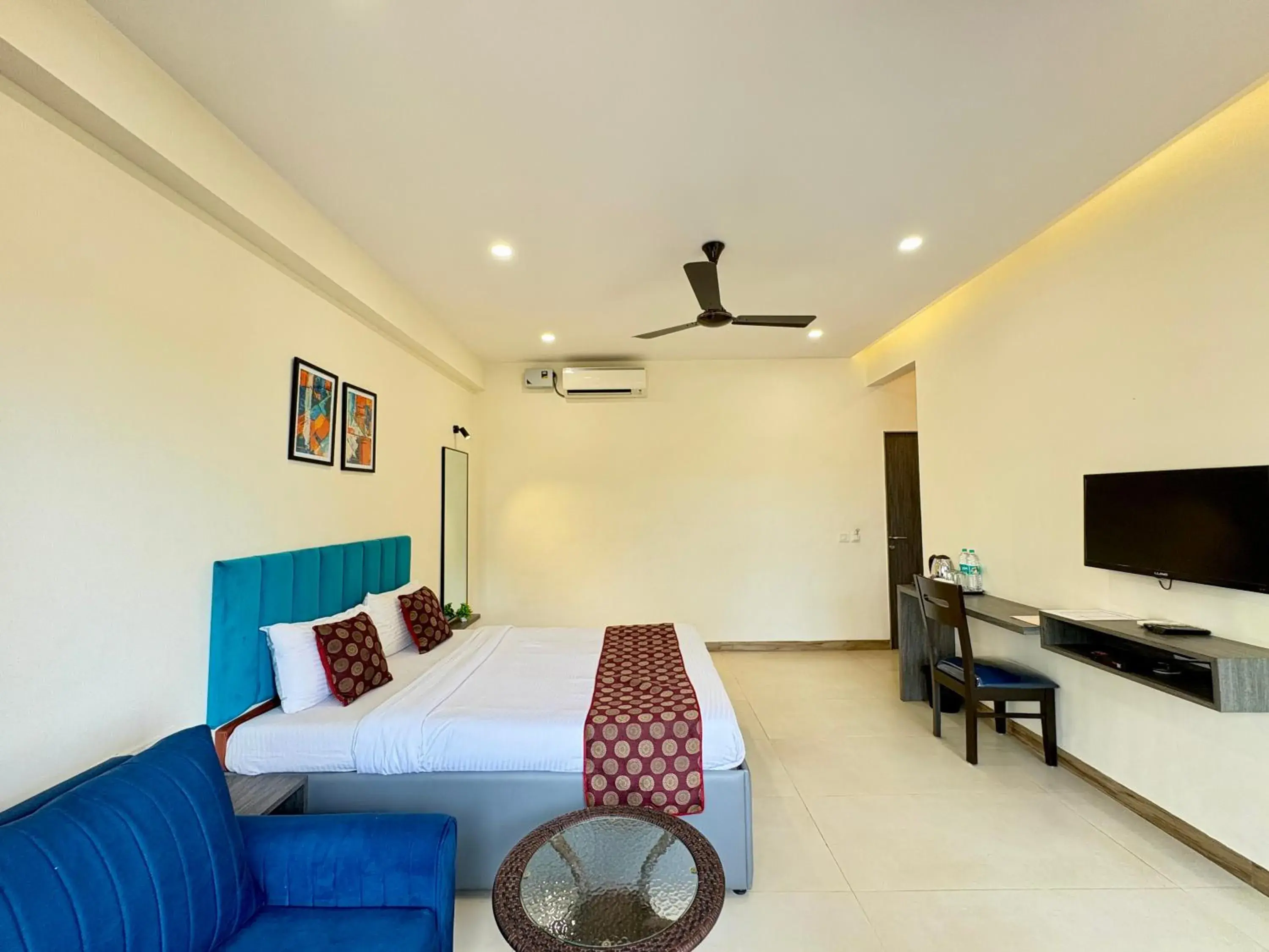 Classic Room in Girivihar Holiday Club - Pure Veg Classic Room in Girivihar Holiday Club - Pure Veg