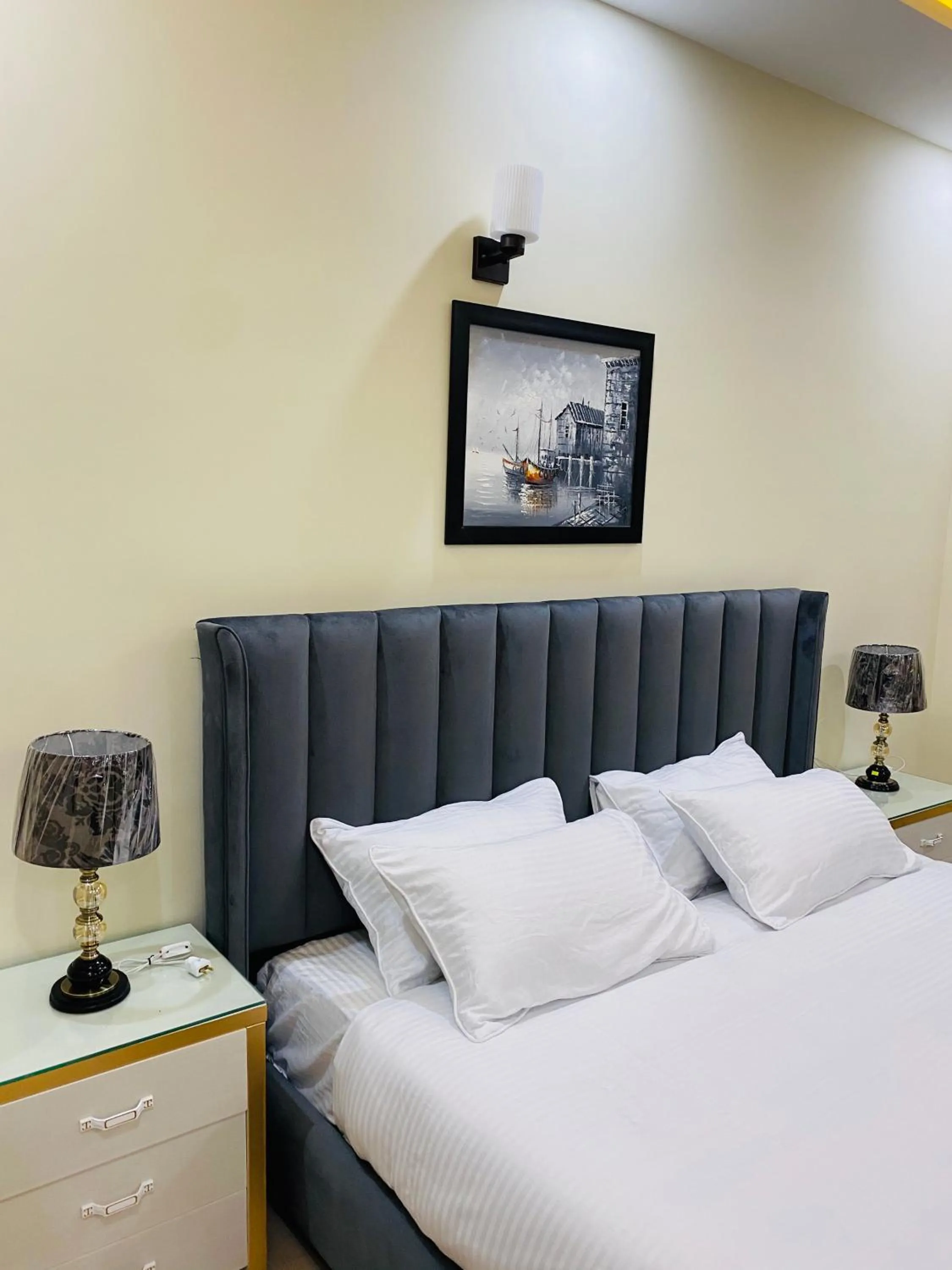 Bed in Continental boutique House