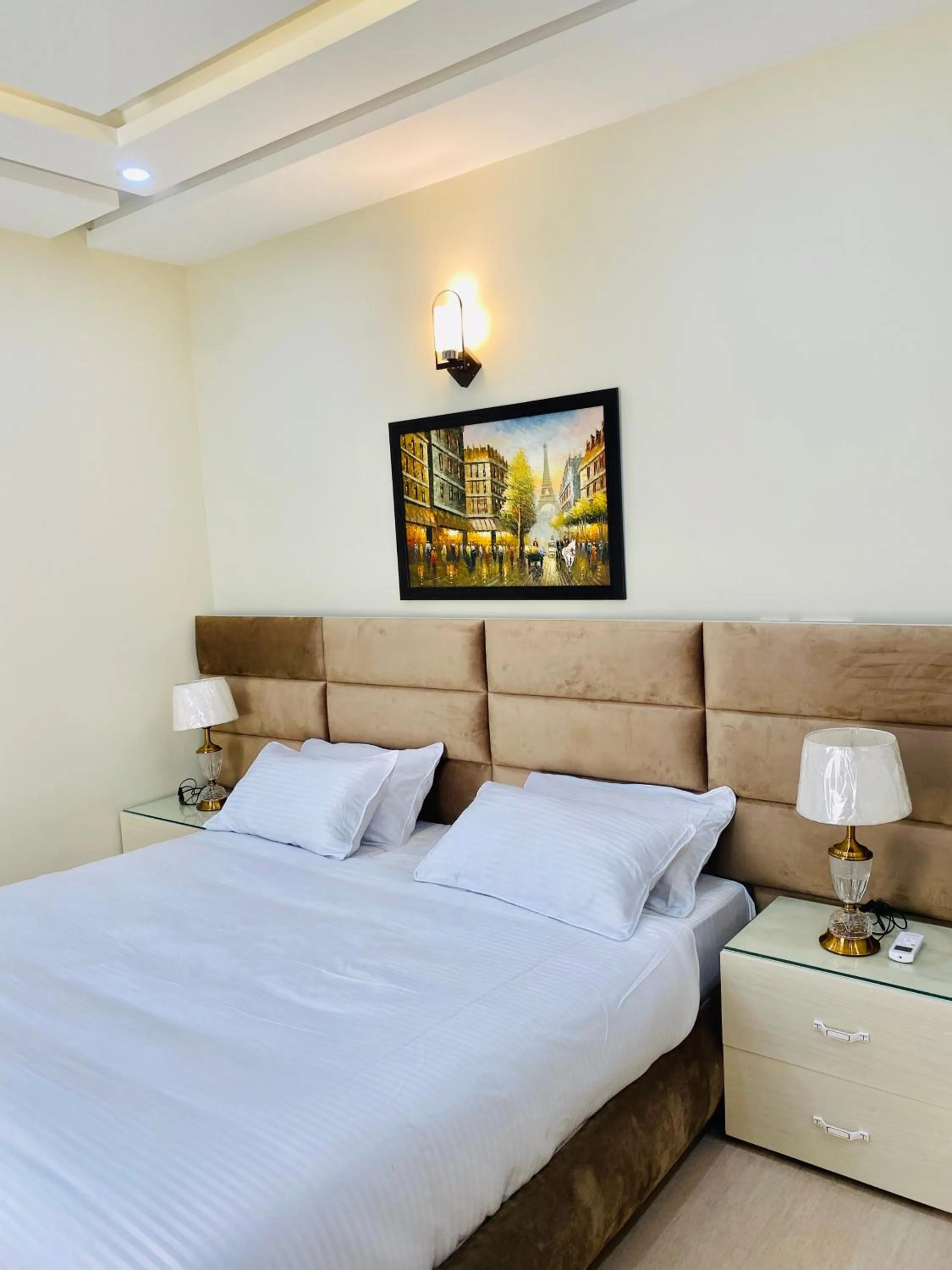 Bed in Continental boutique House