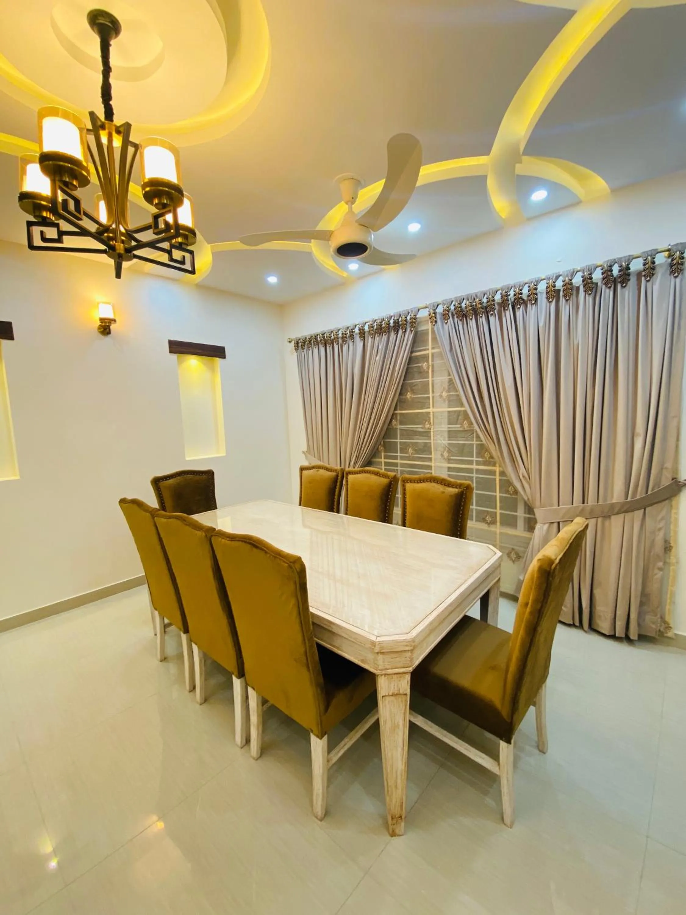 Continental boutique House