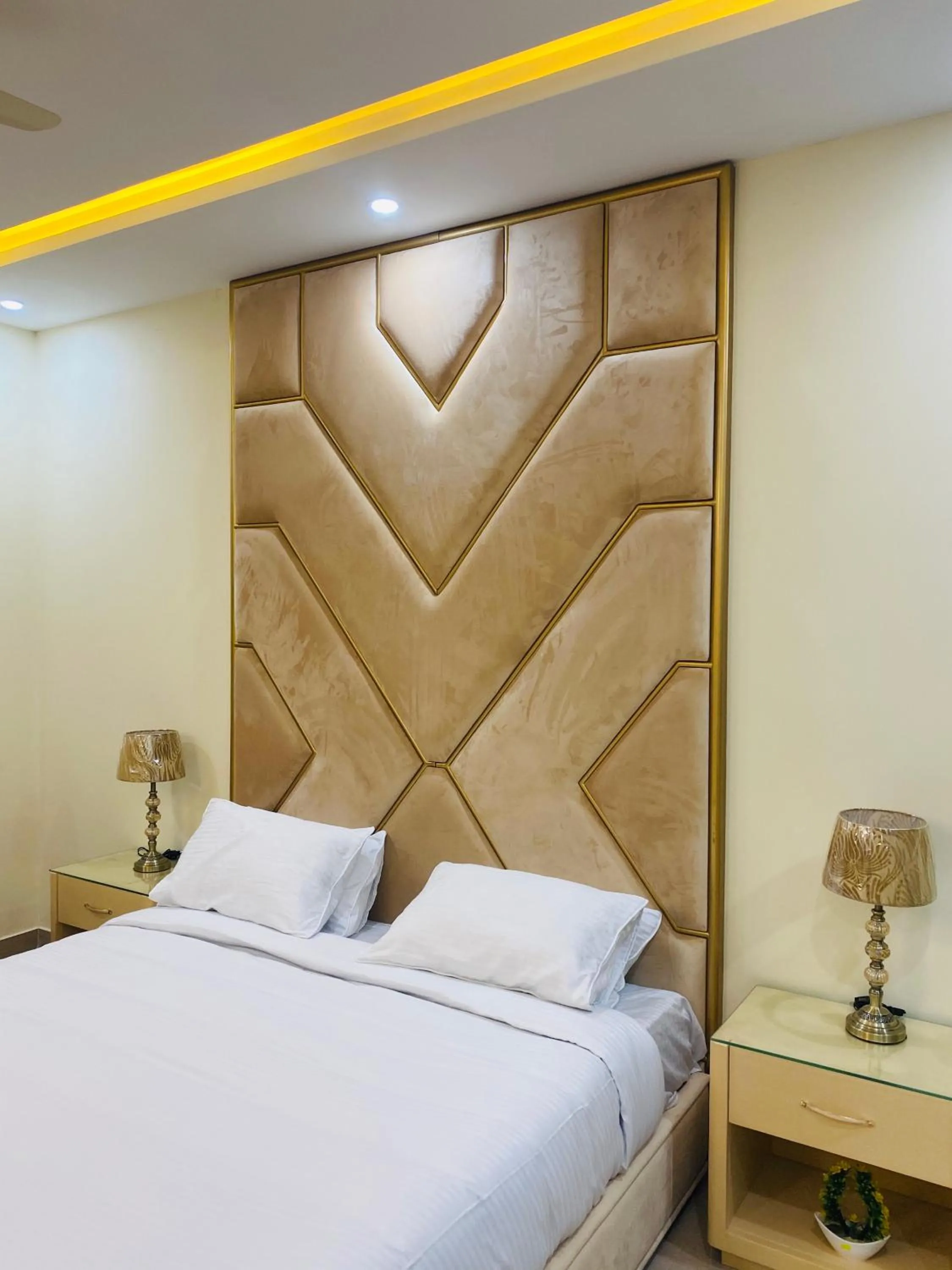 Bed in Continental boutique House