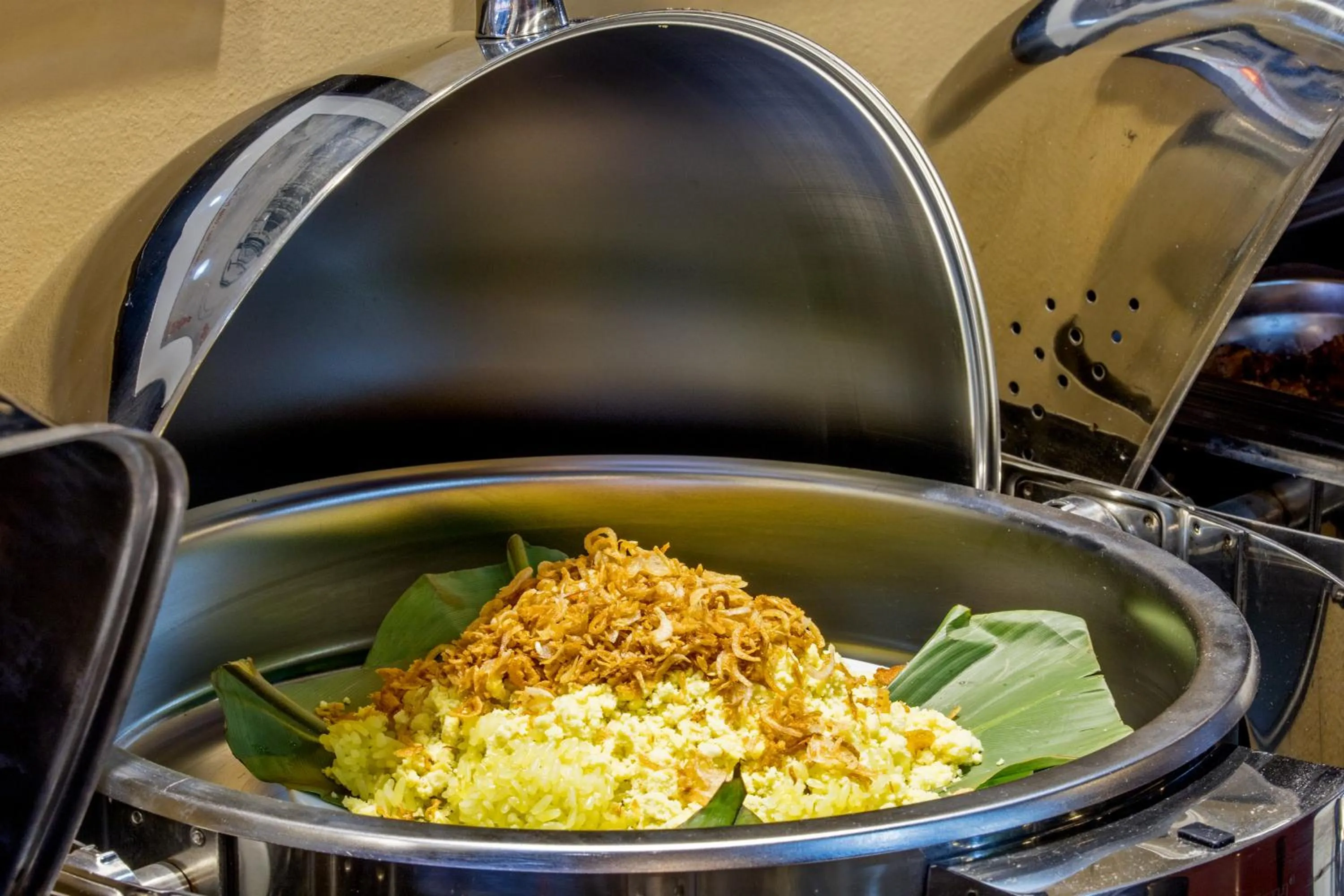 Food in Rose Garden Residences