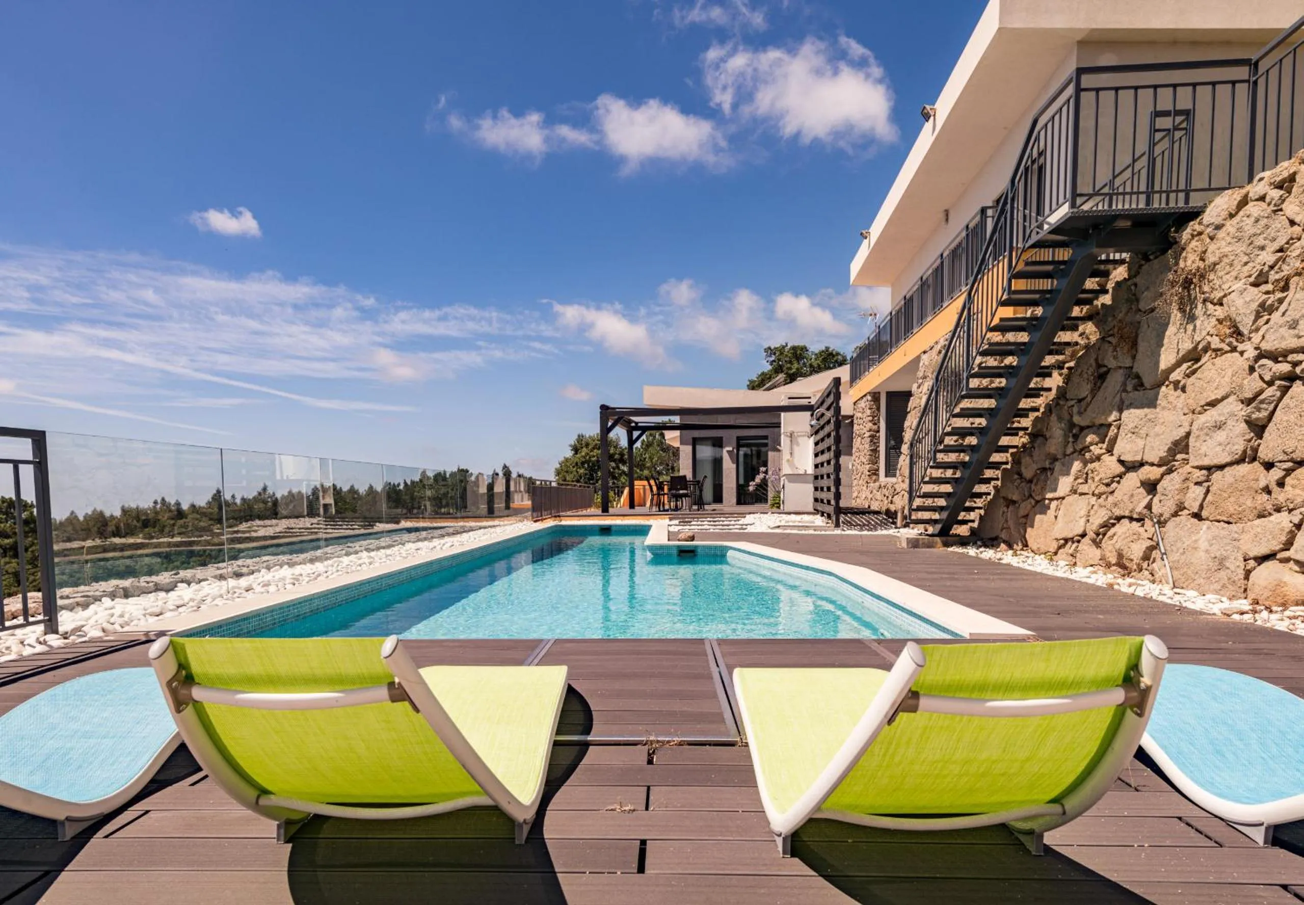 Swimming pool in Villa Monchique