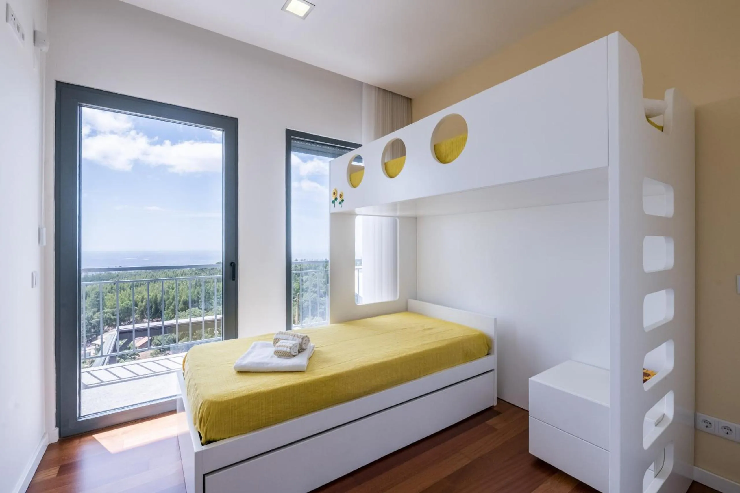 Bed in Villa Monchique