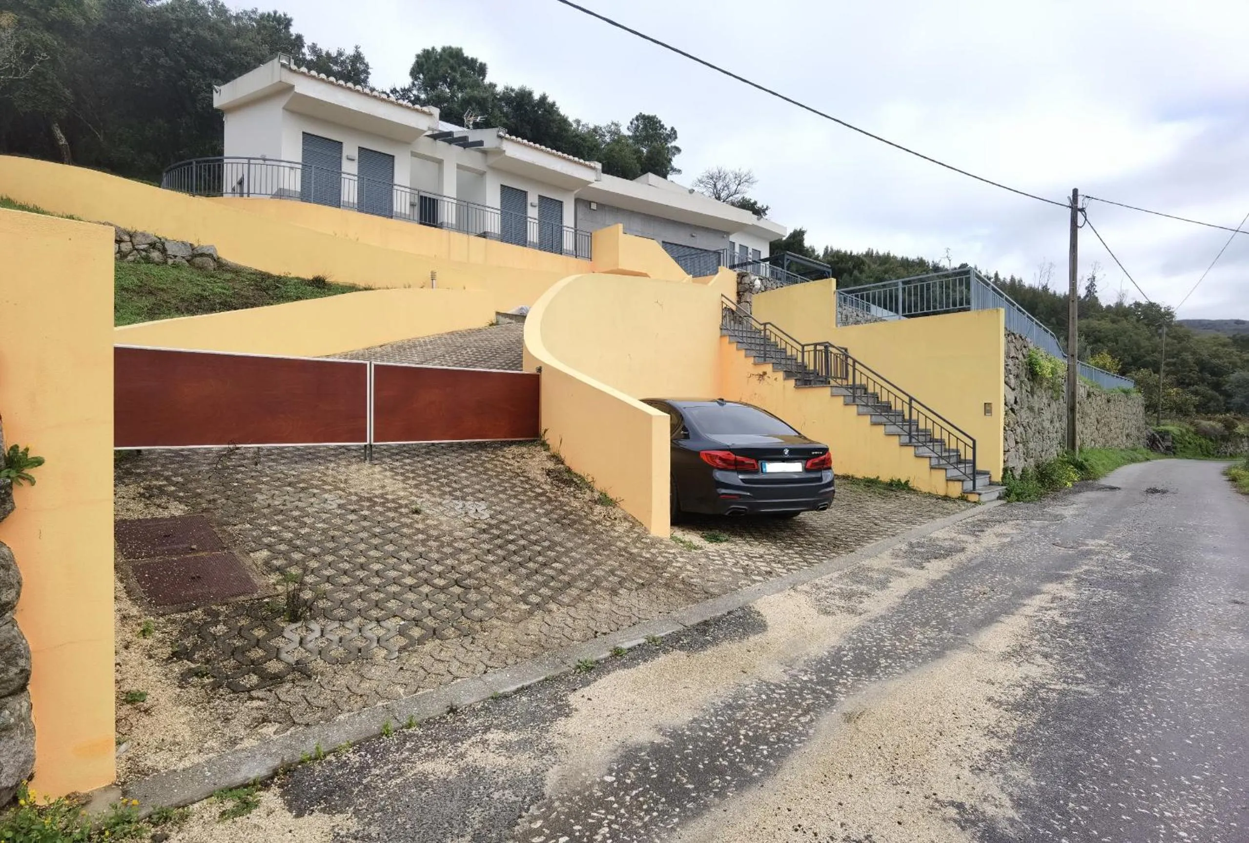Property building in Villa Monchique