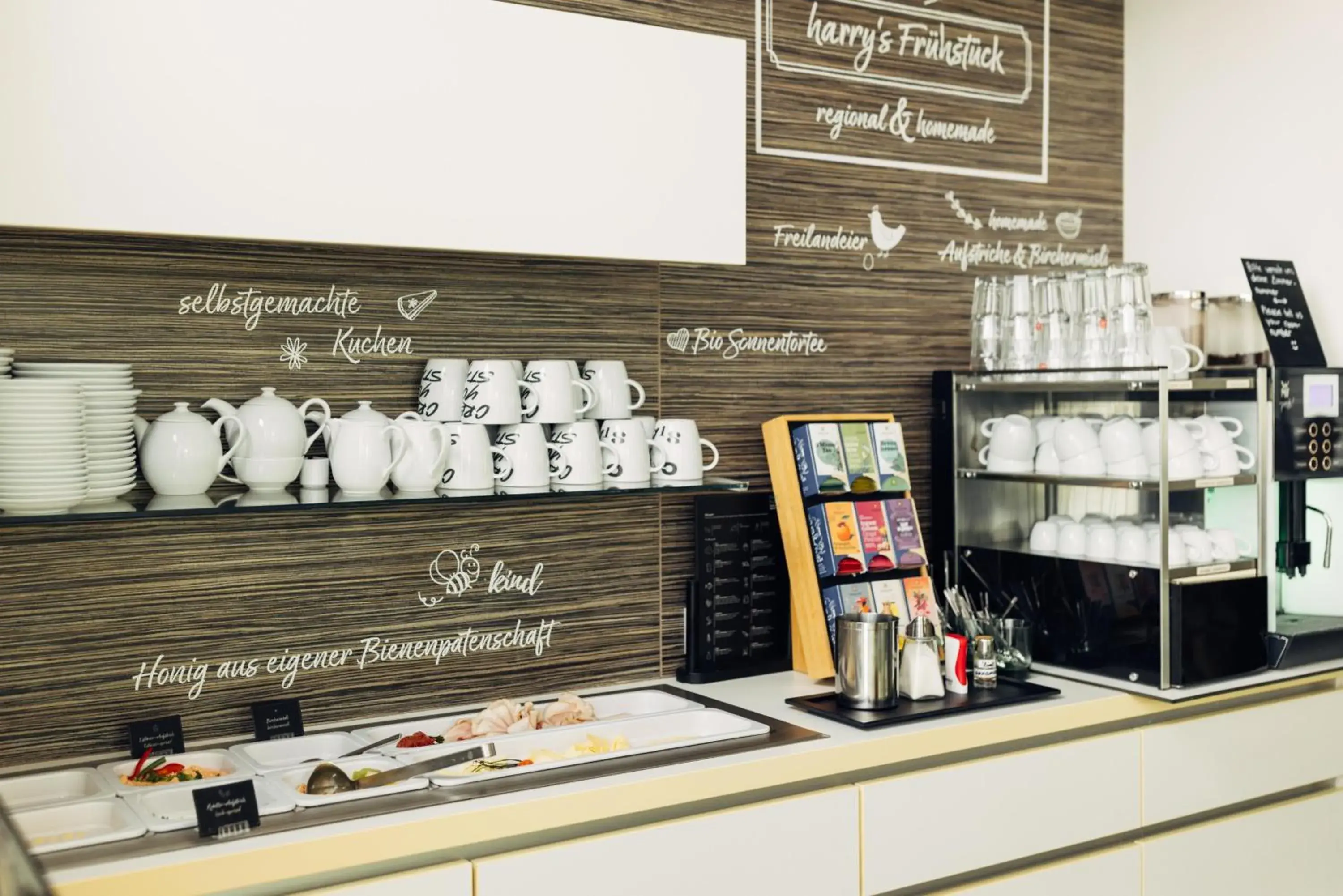 Restaurant/places to eat in harry's home Hart bei Graz hotel & apartments Restaurant/places to eat in harry's home Hart bei Graz hotel & apartments