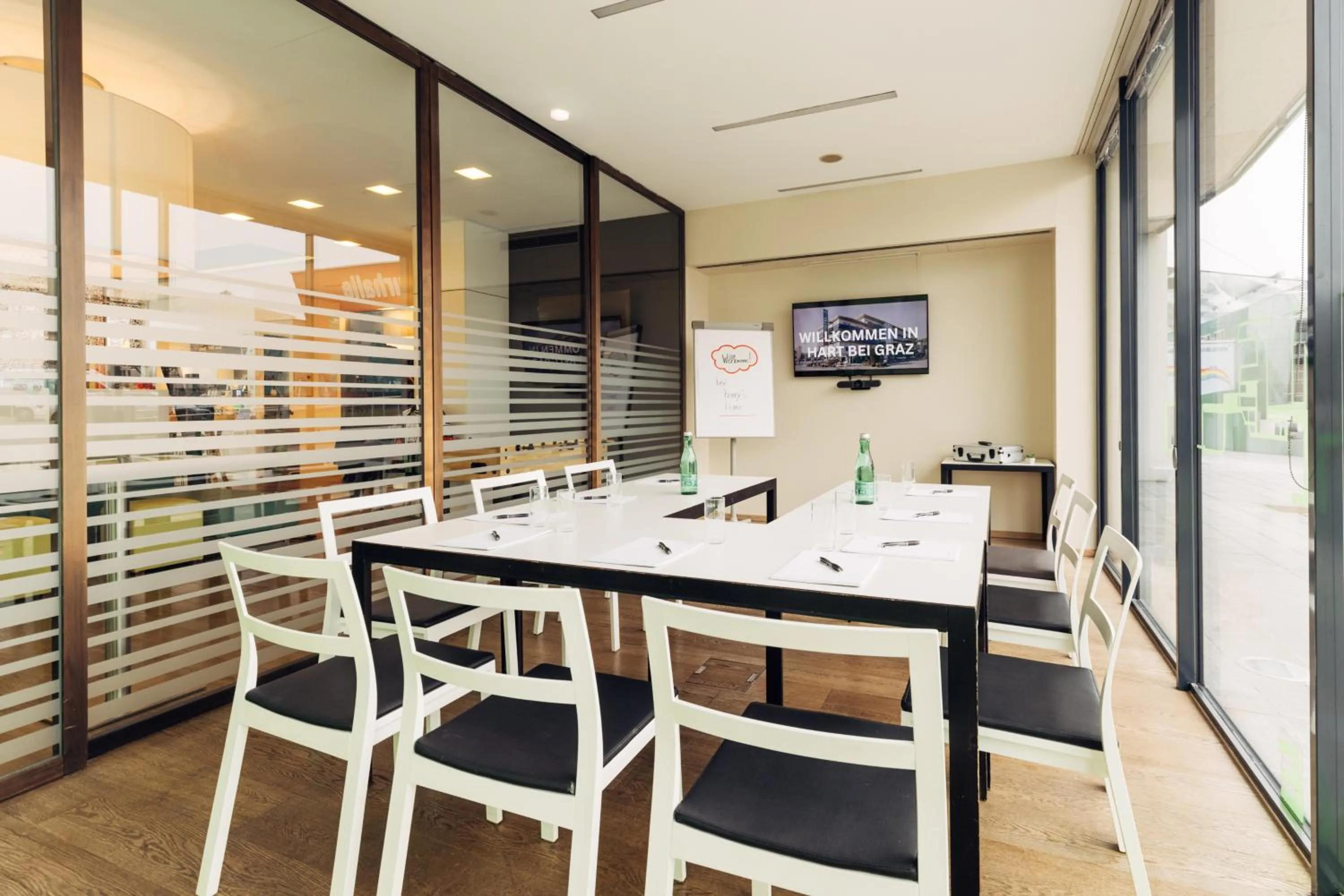 Meeting/conference room in harry's home Hart bei Graz hotel & apartments