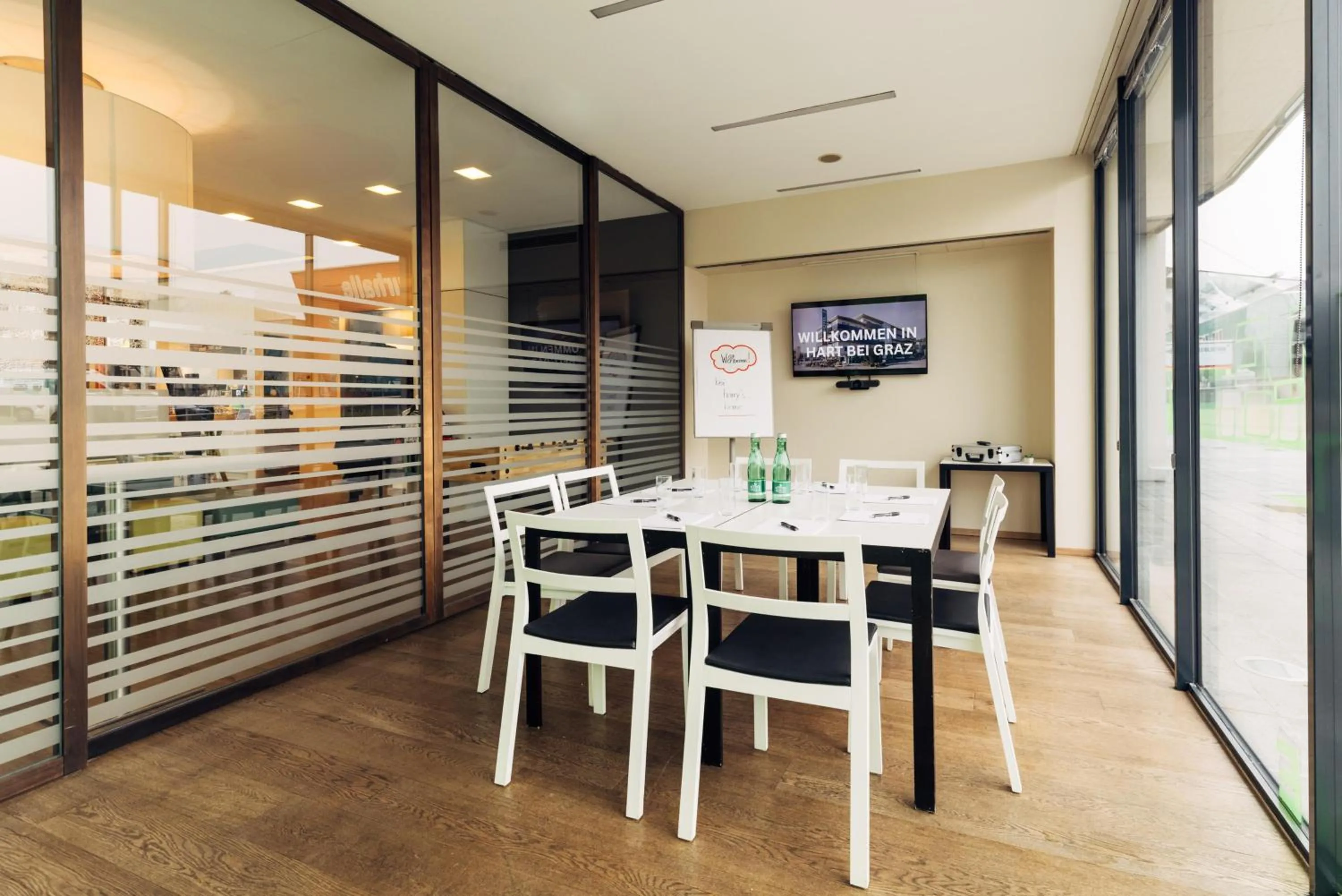 Meeting/conference room in harry's home Hart bei Graz hotel & apartments