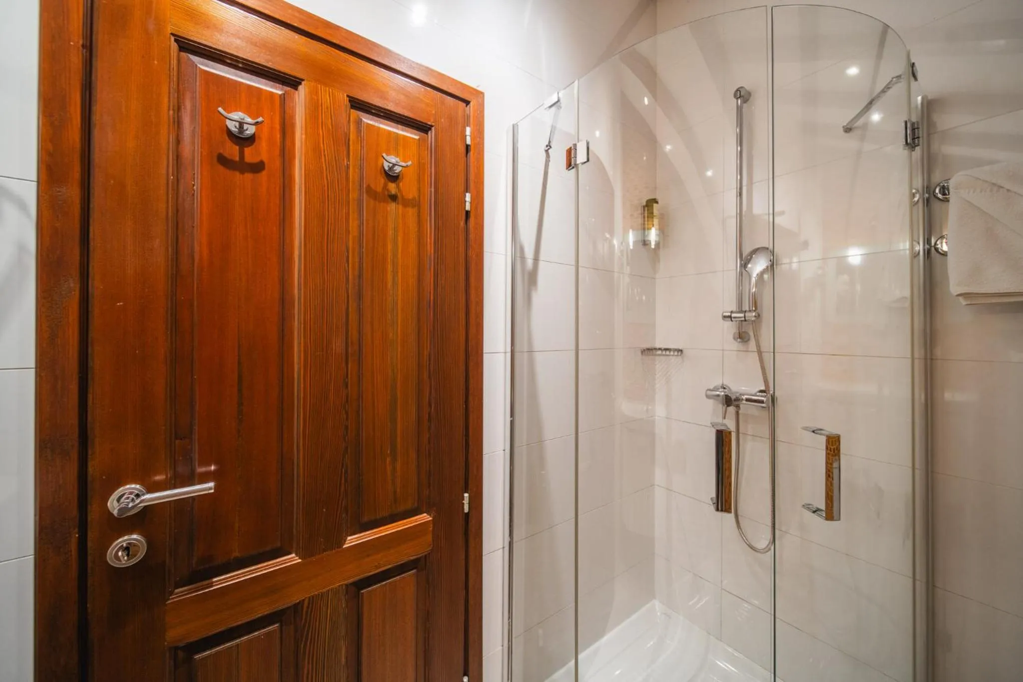 Shower in Villa Franica