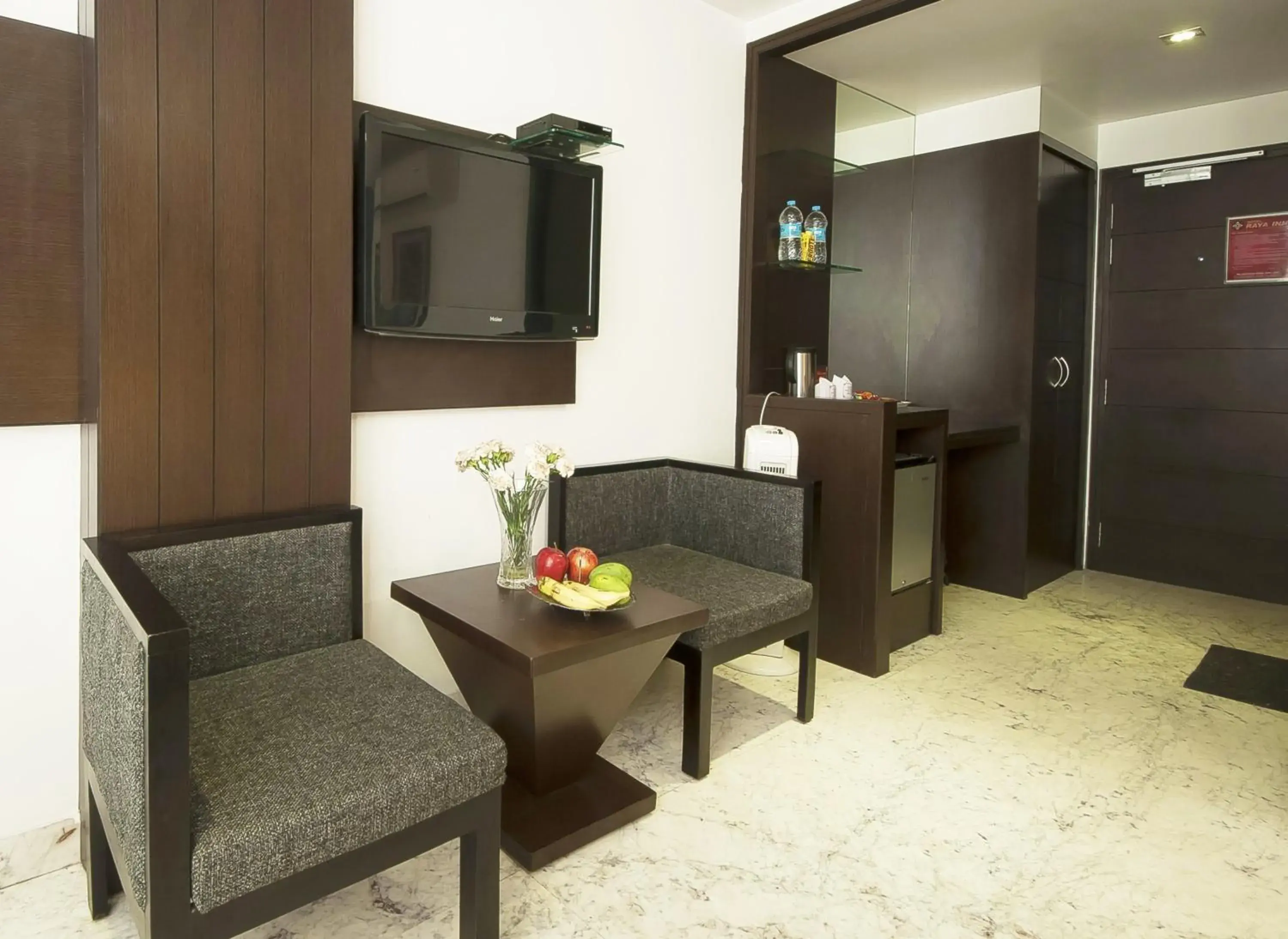 View (from property/room) in Hotel Raya Inn View (from property/room) in Hotel Raya Inn