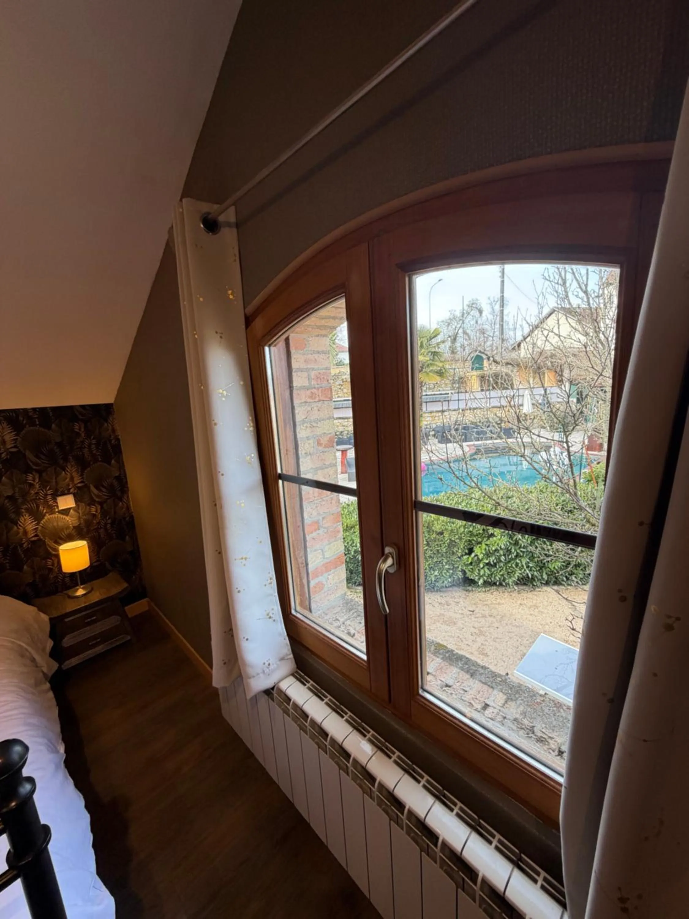 Pool view in La Maison cachée du PAVILLON BELLEVUE