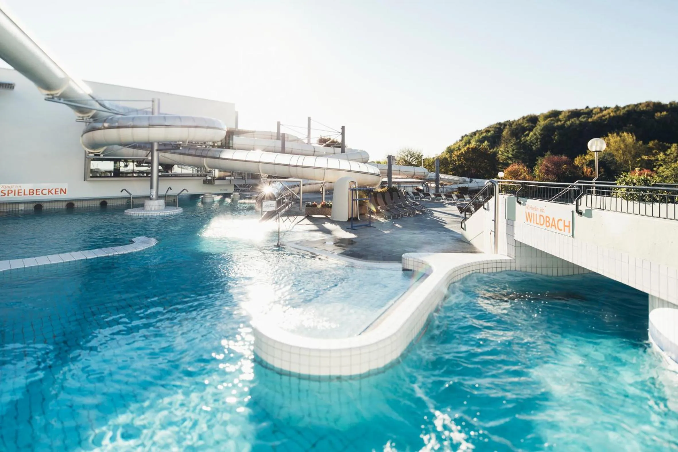 Hot Spring Bath in Hotel Vier Jahreszeiten Loipersdorf