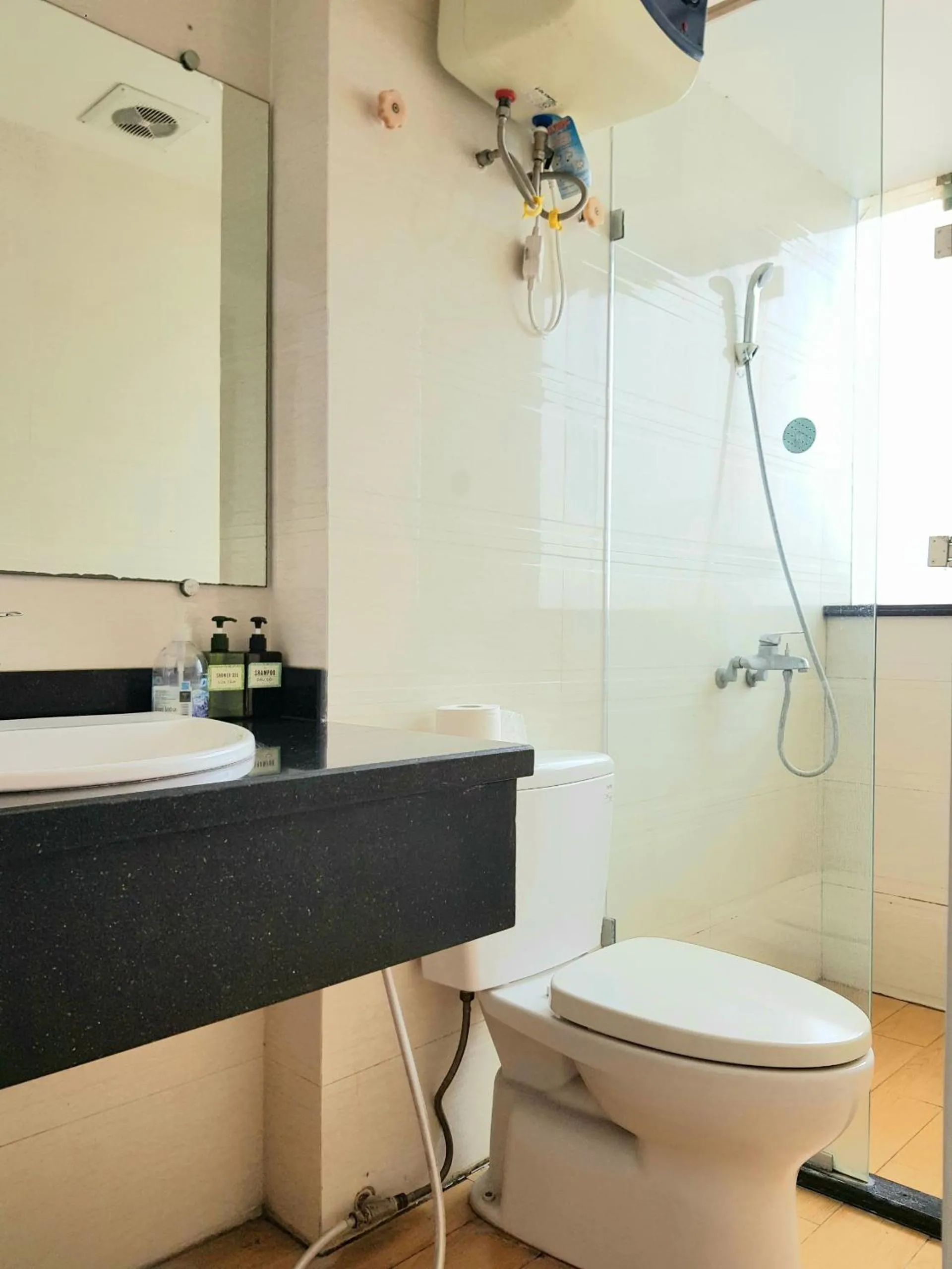 Shower in Libré Homestay