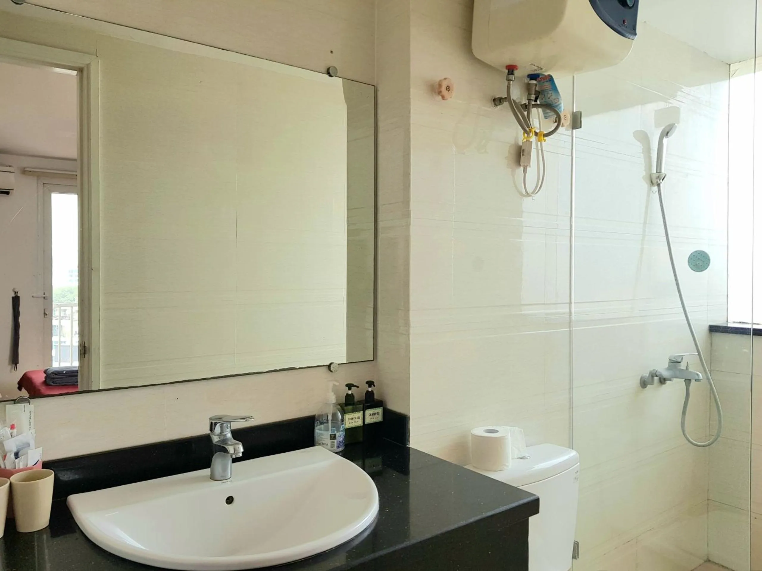 Shower in Libré Homestay