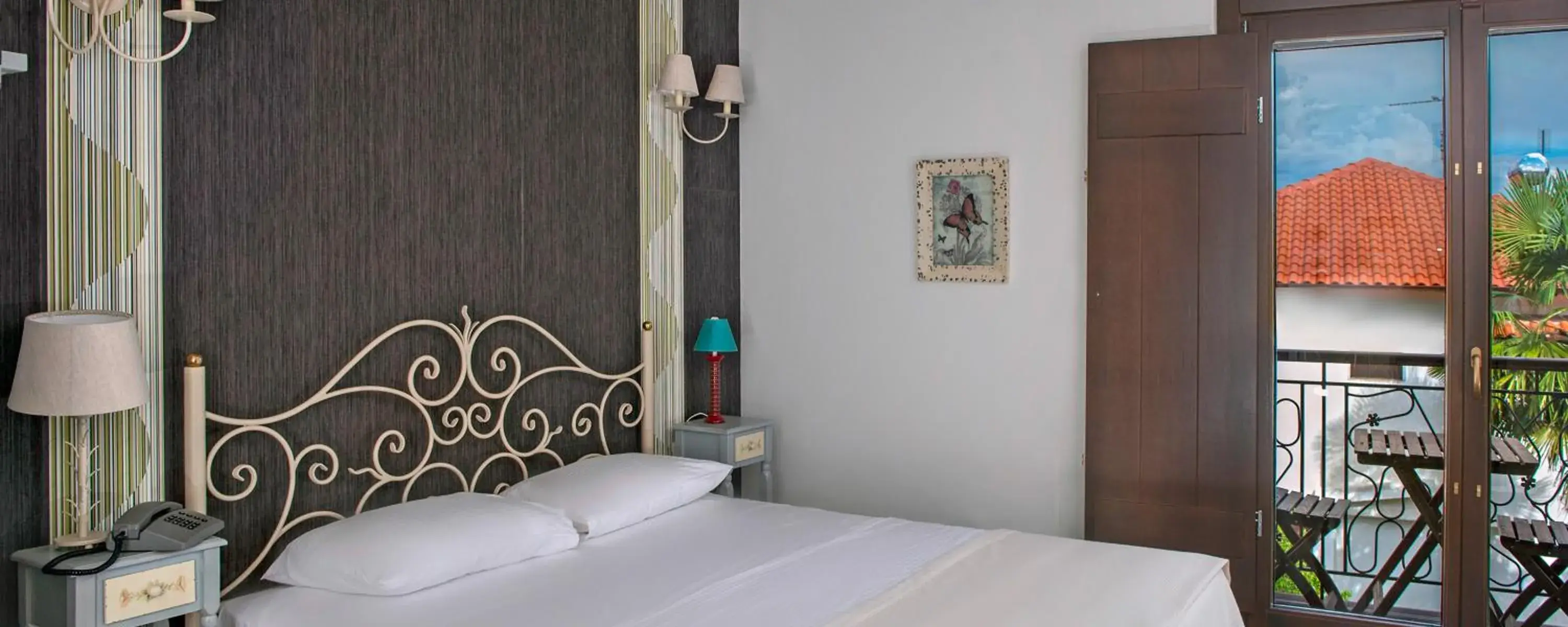 Superior Triple Room in Polys Guest House Superior Triple Room in Polys Guest House
