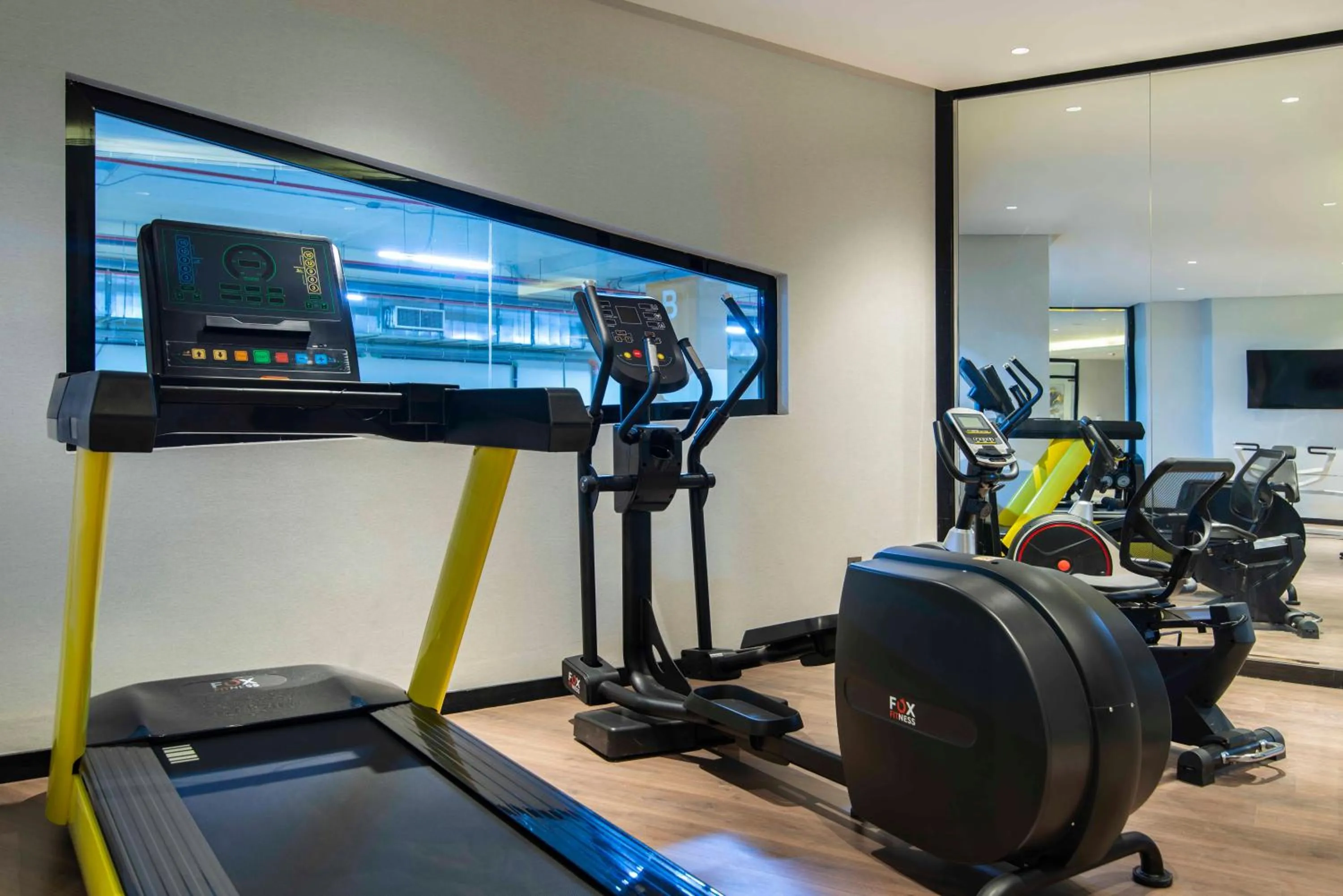 Fitness centre/facilities in WAW Hotel Suites King Abdullah Road