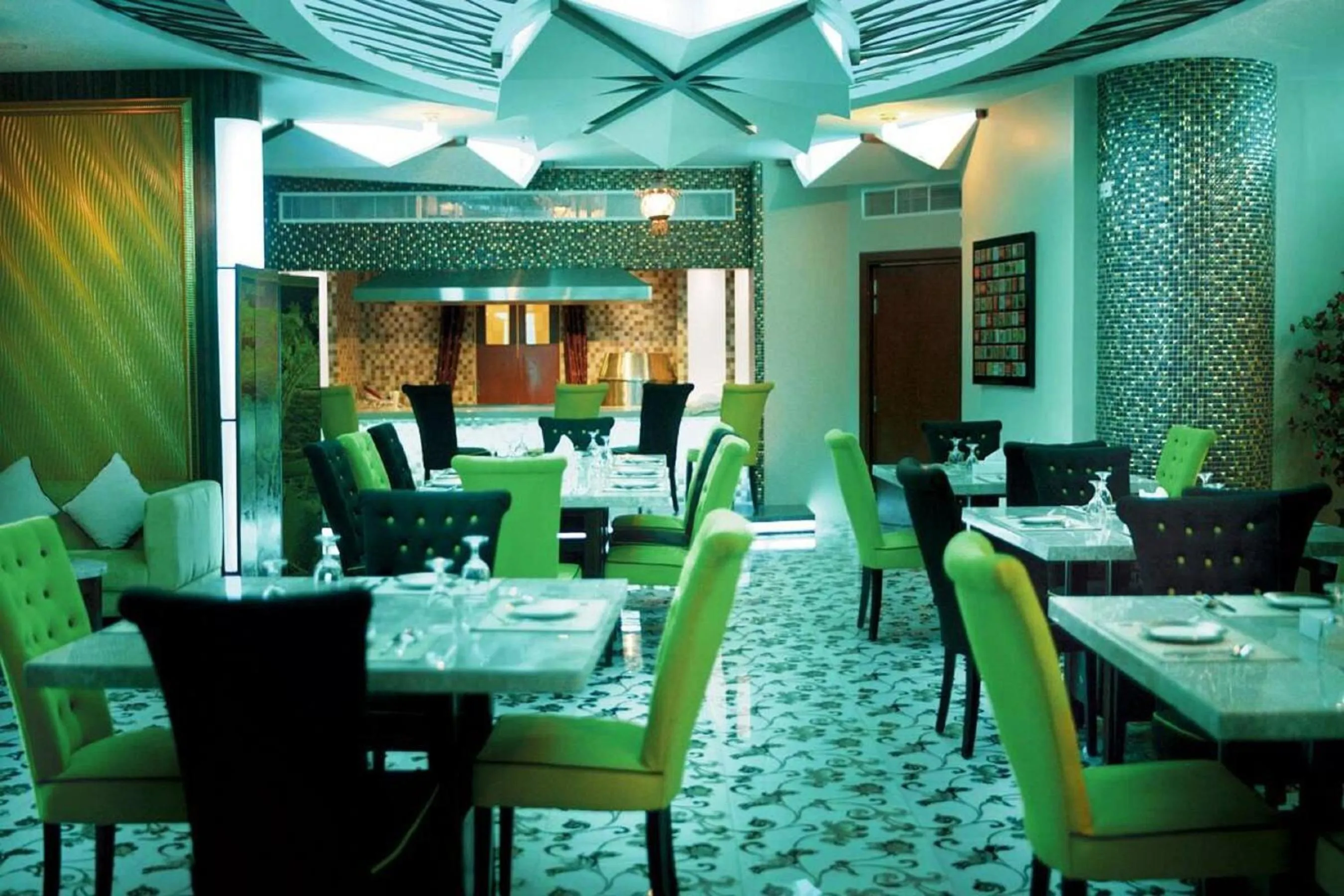 Restaurant/places to eat in Panorama Hotel and Spa