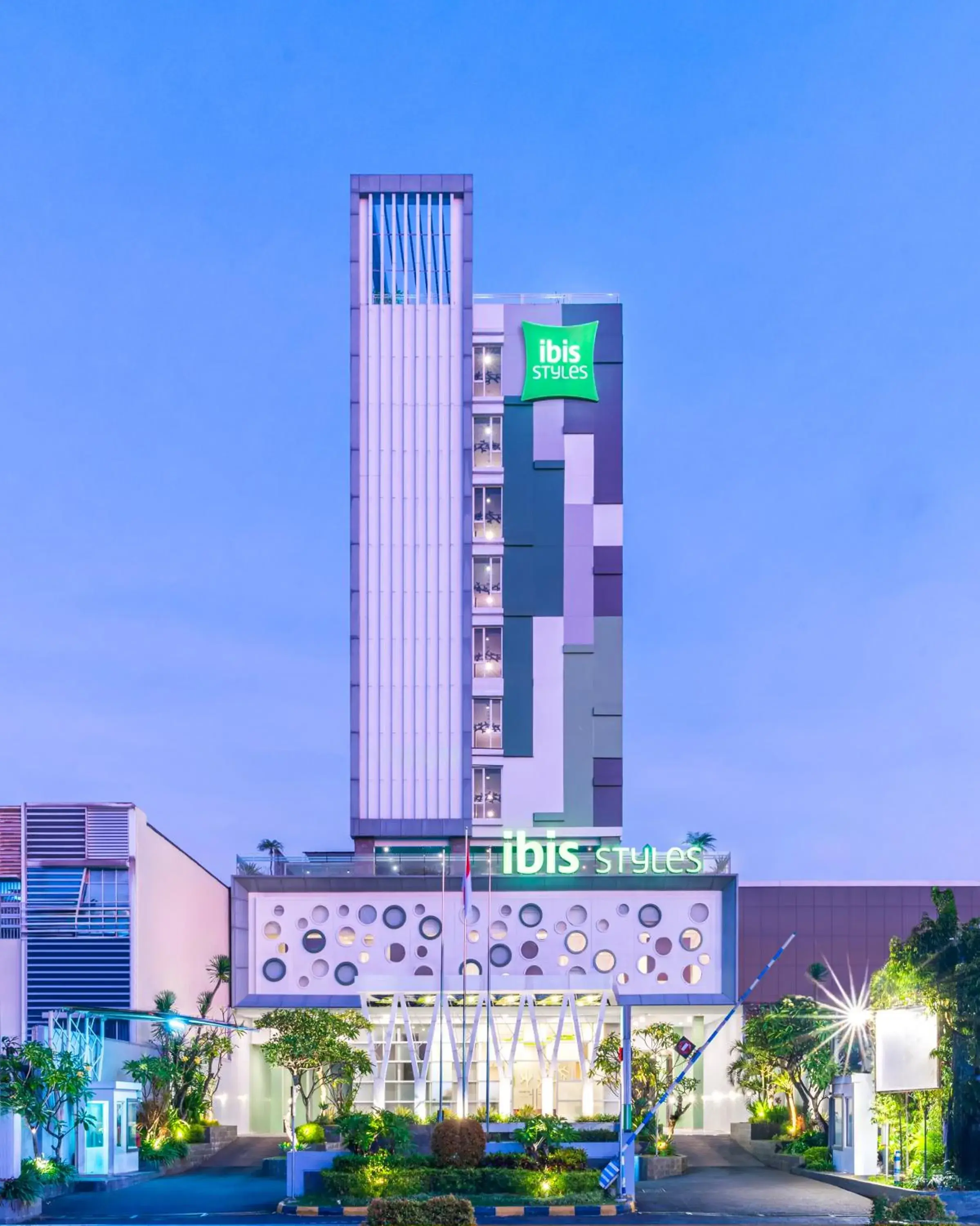 Property building in Ibis Styles Malang Property building in Ibis Styles Malang