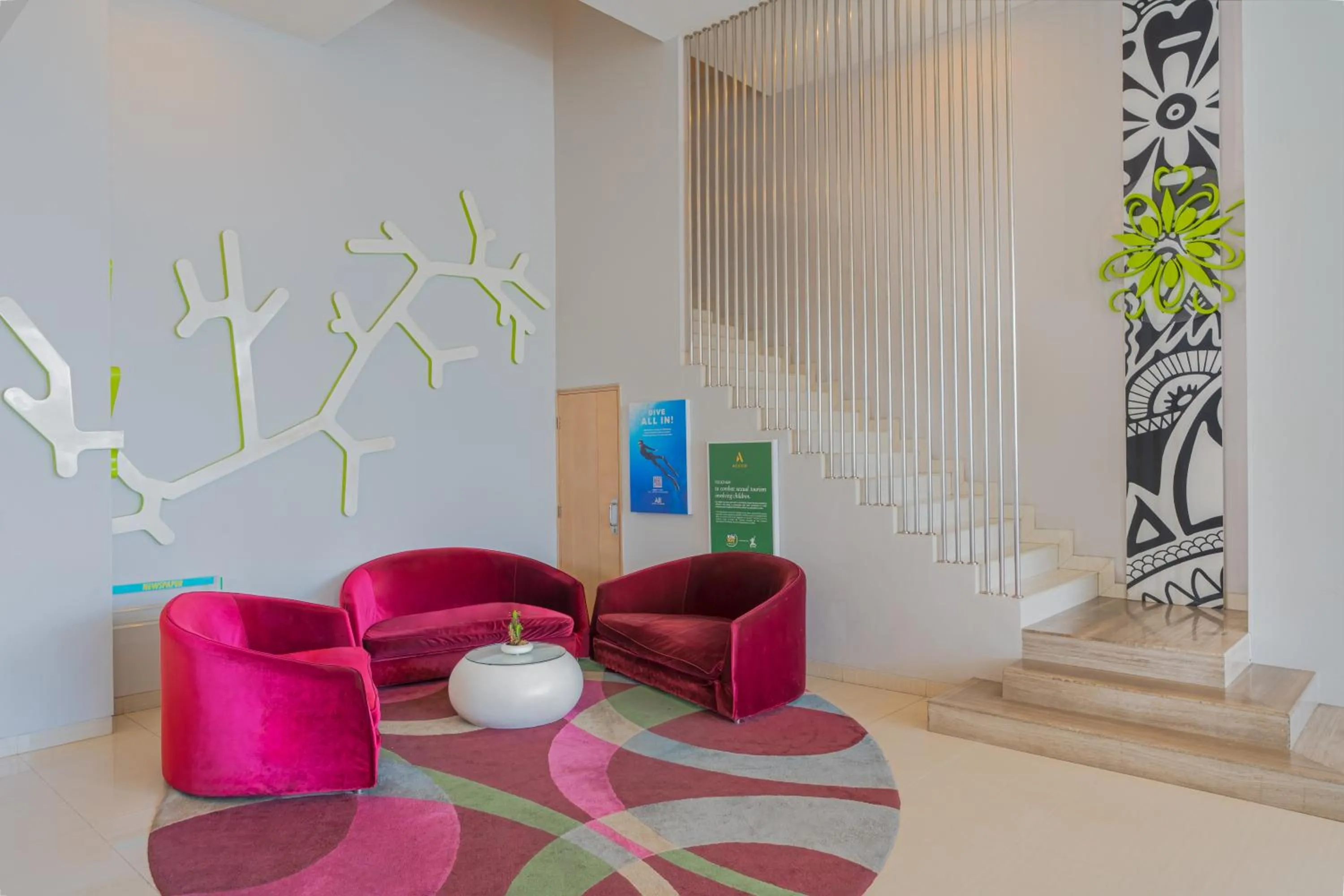 Lobby or reception in Ibis Styles Malang