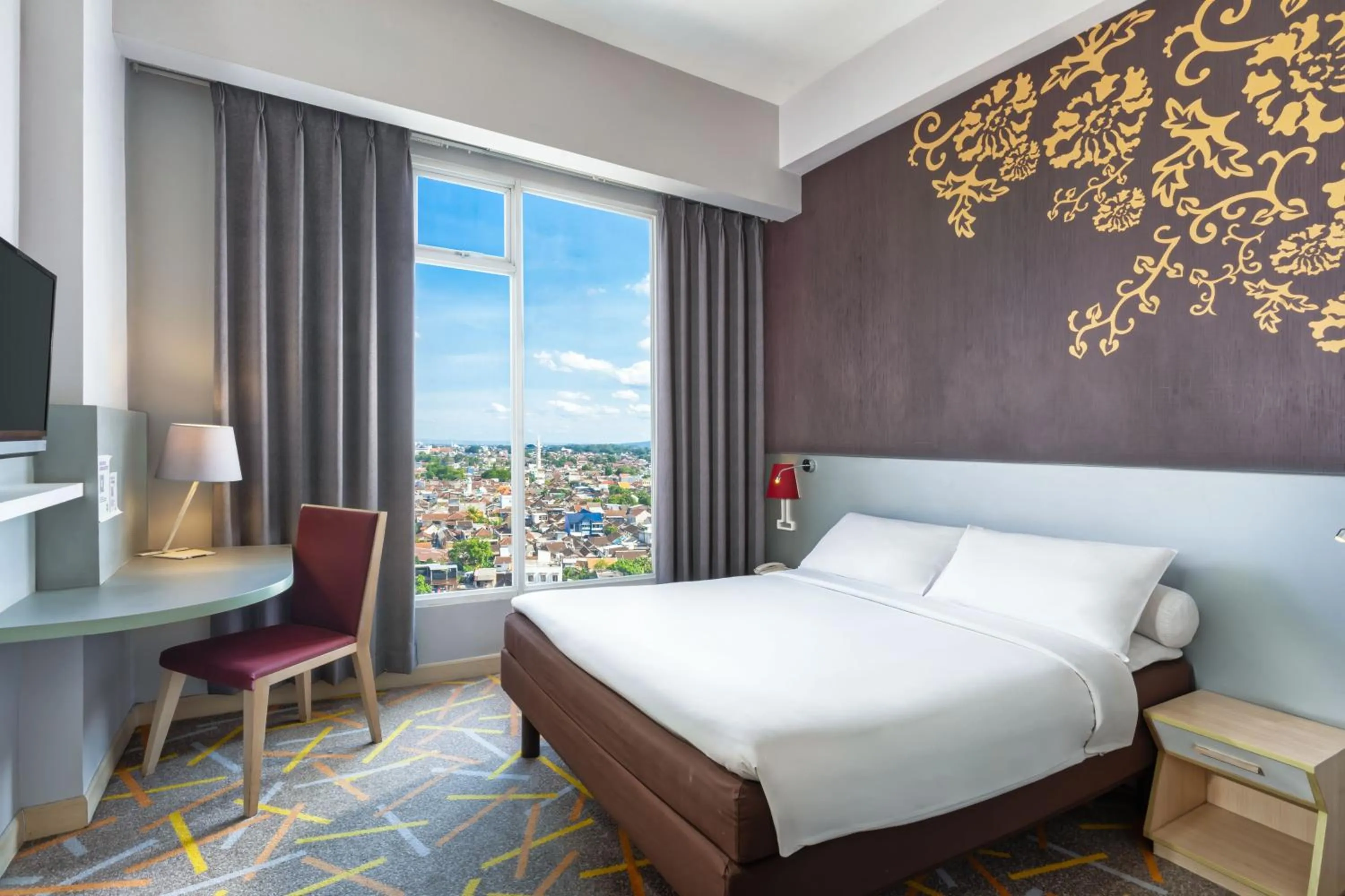 Bedroom, Bed in Ibis Styles Malang