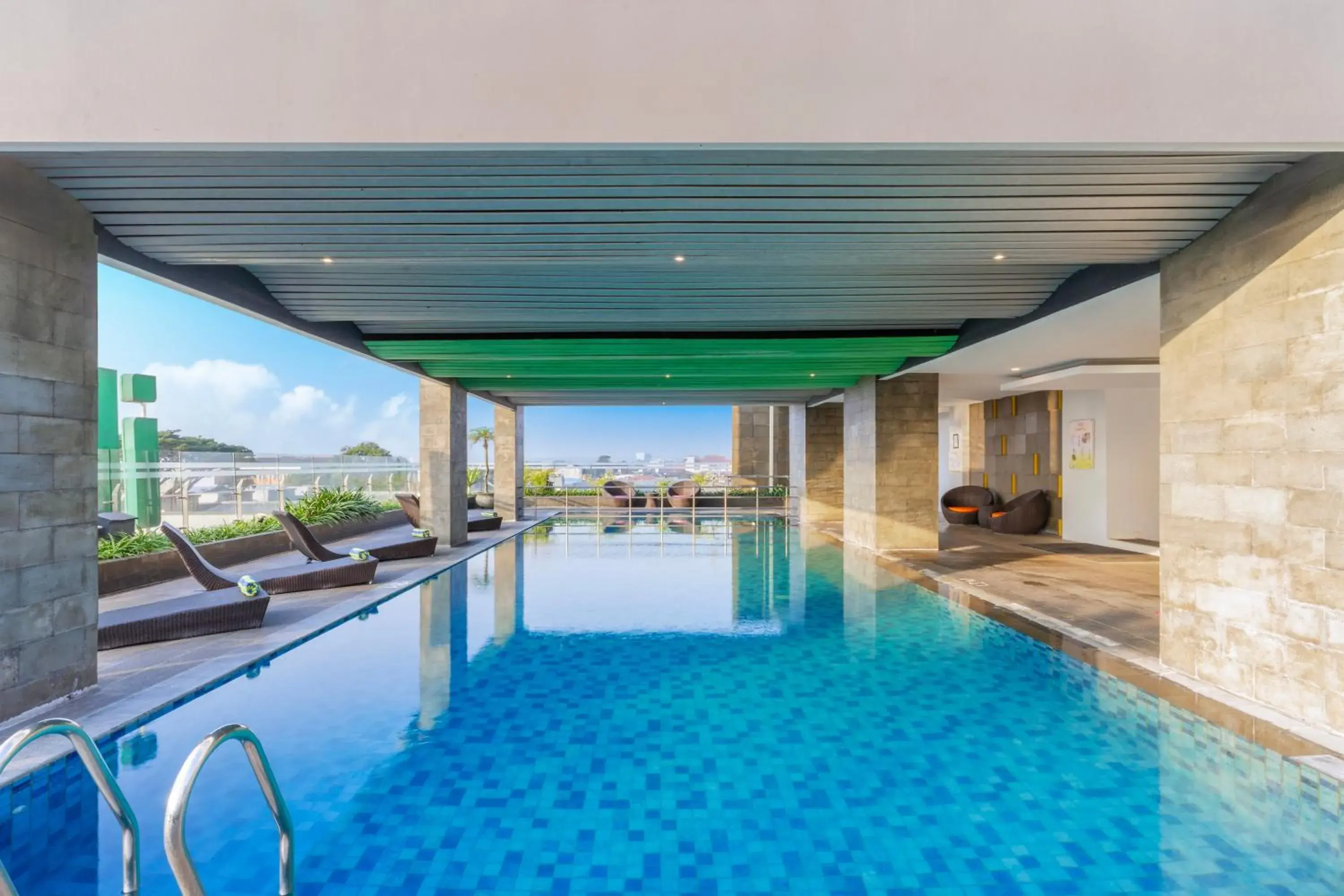 Swimming pool in Ibis Styles Malang Swimming pool in Ibis Styles Malang