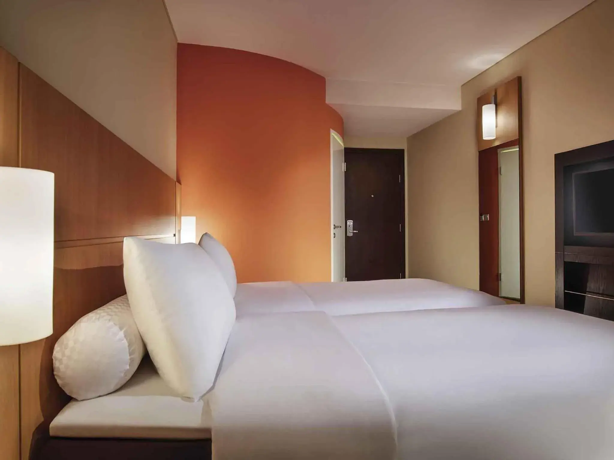 Bedroom, Bed in Ibis Surabaya City Center Bedroom, Bed in Ibis Surabaya City Center