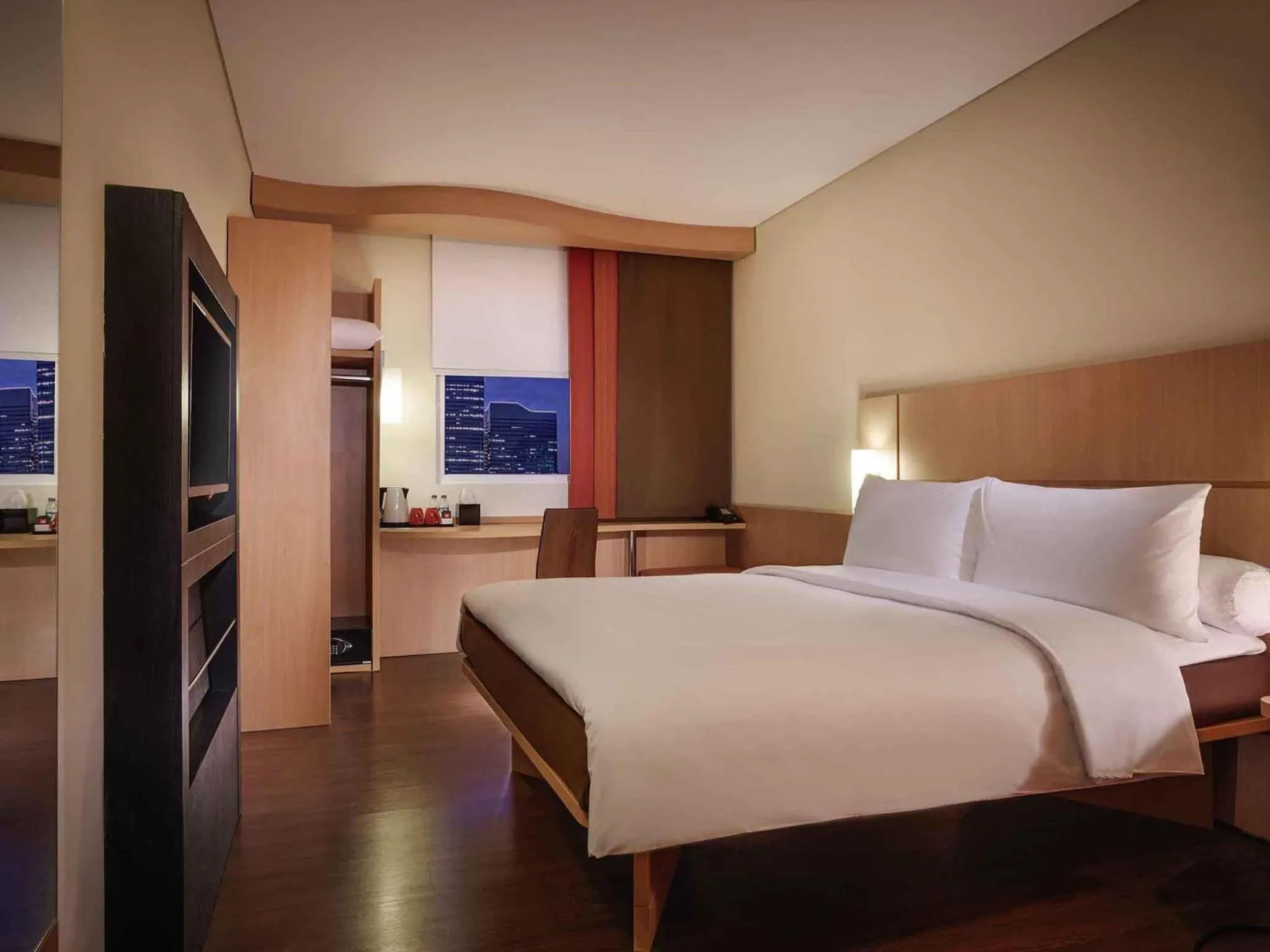 Bedroom, Bed in Ibis Surabaya City Center