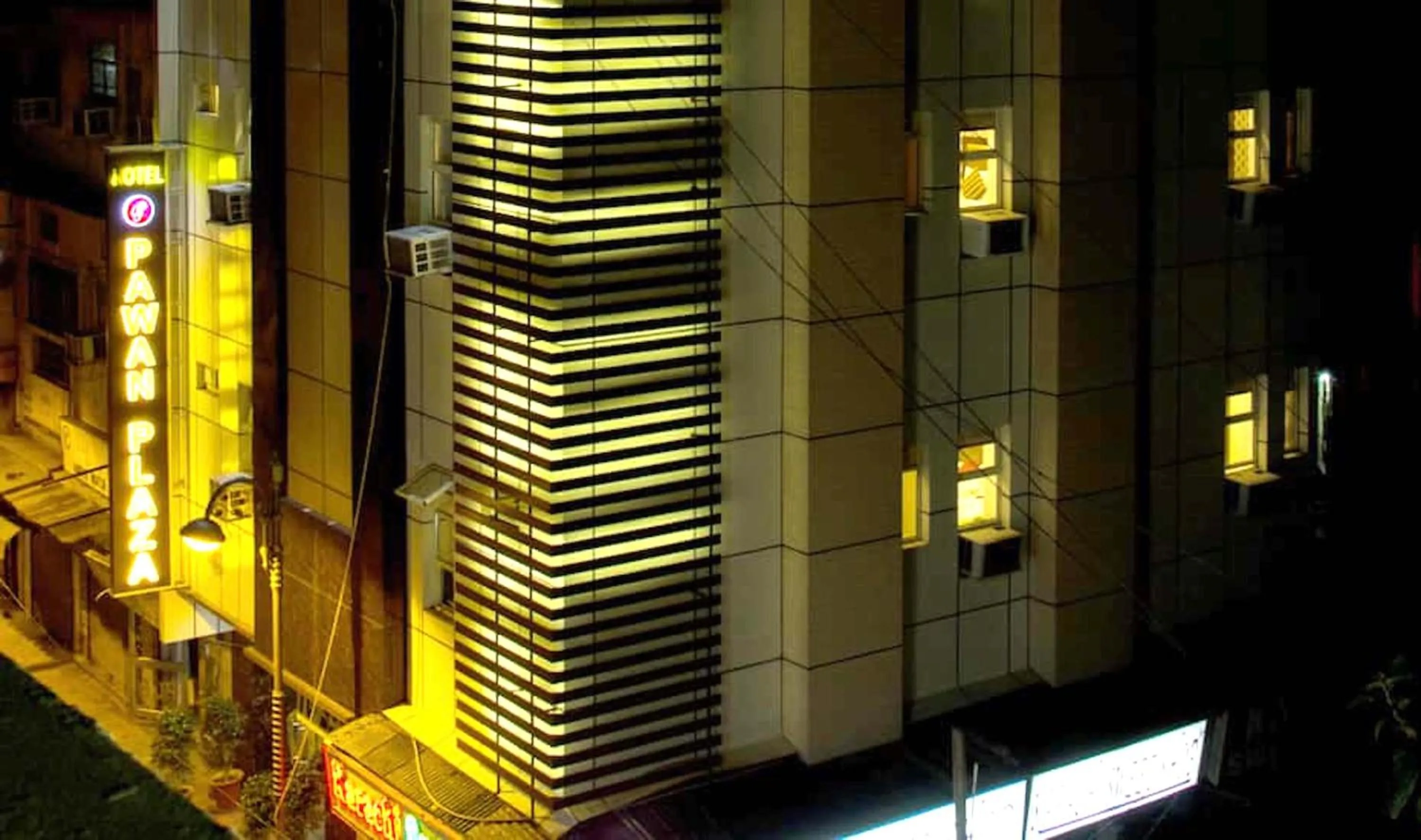 Facade/entrance in Hotel Pawan Plaza - Near BLK and Ganga Ram Hospital - Karol Bagh