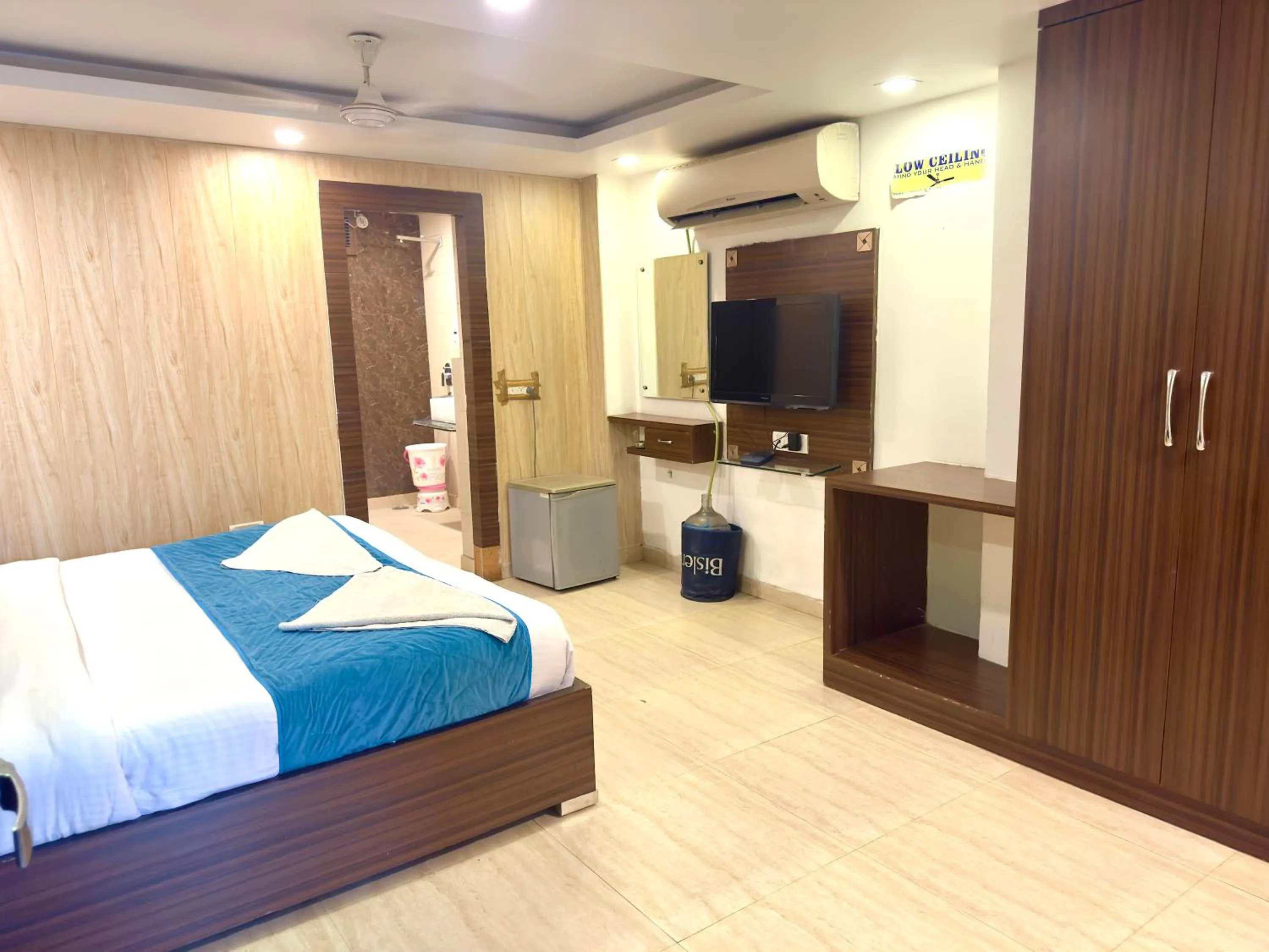 View (from property/room), Bed in Hotel Pawan Plaza - Near BLK and Ganga Ram Hospital - Karol Bagh