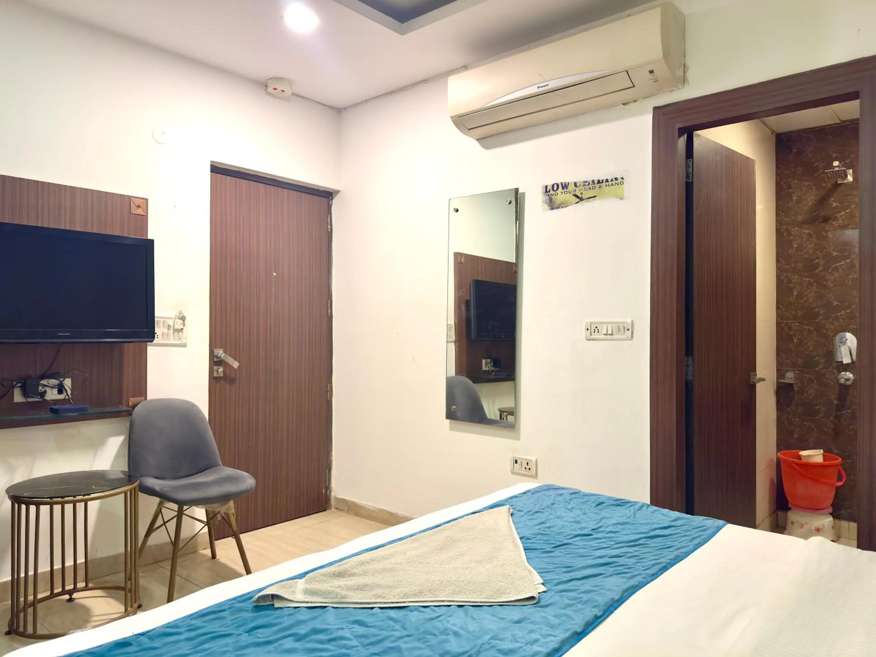 View (from property/room), Bed in Hotel Pawan Plaza - Near BLK and Ganga Ram Hospital - Karol Bagh