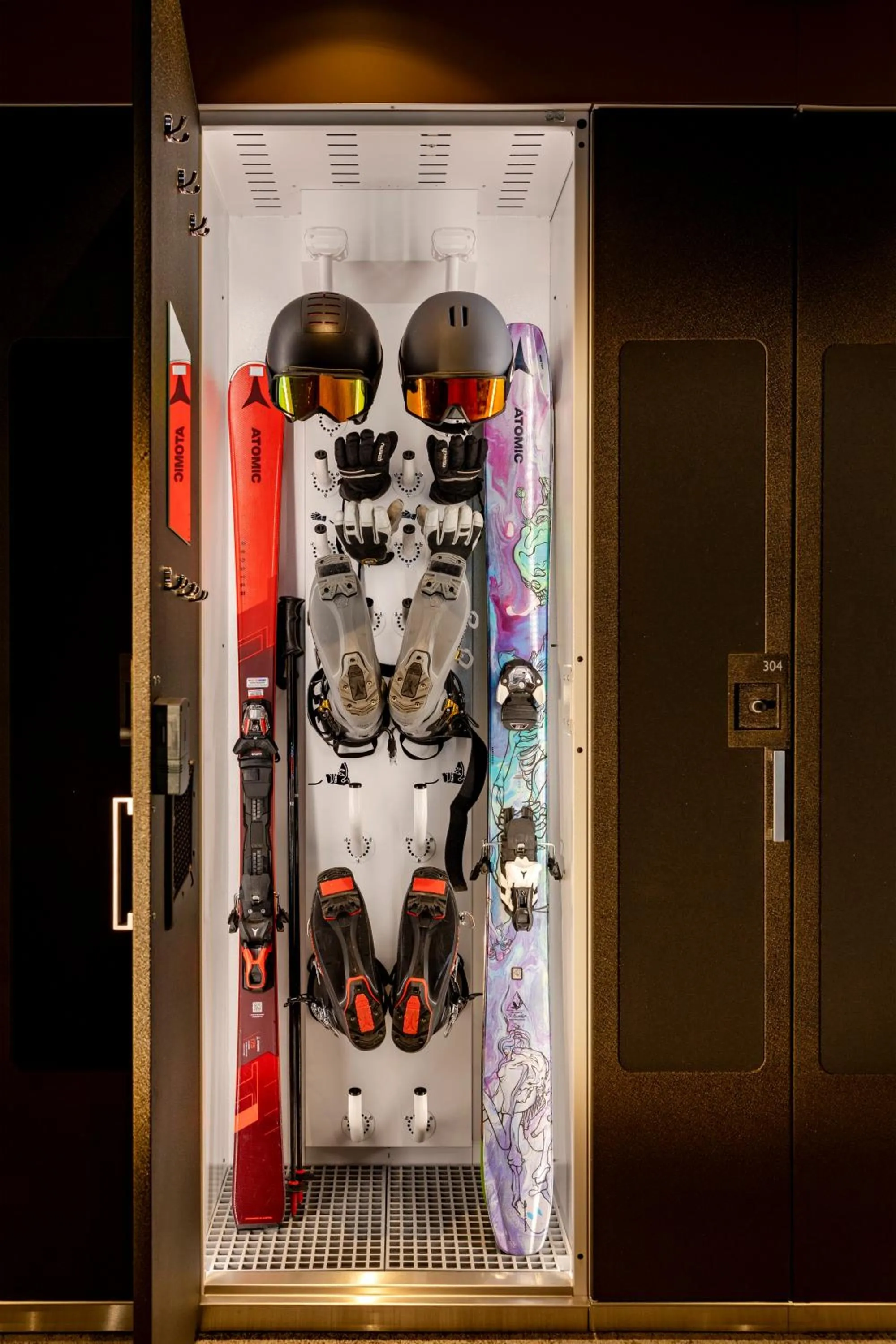 Skiing in Aktivhotel Alpendorf