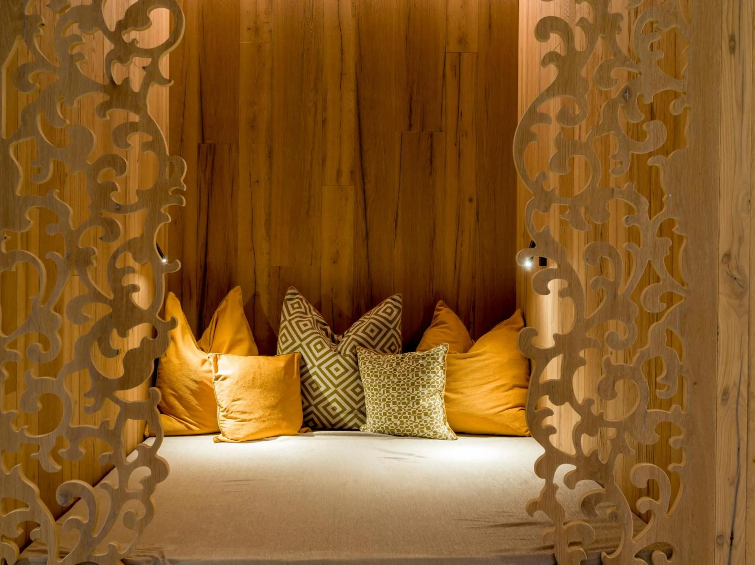 Spa and wellness centre/facilities, Bed in Aktivhotel Alpendorf