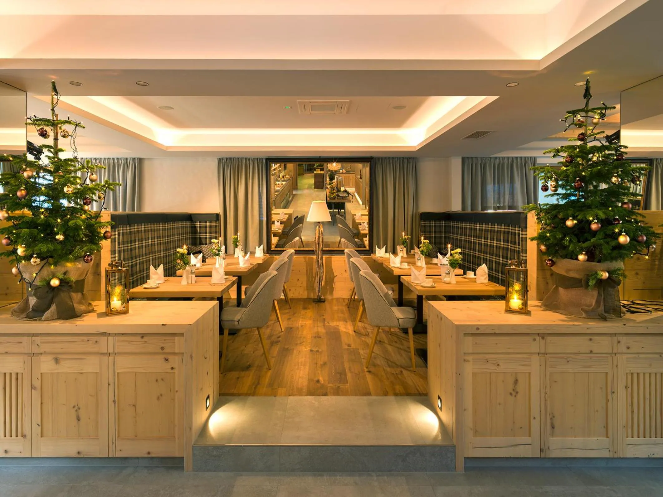 Restaurant/places to eat in Aktivhotel Alpendorf